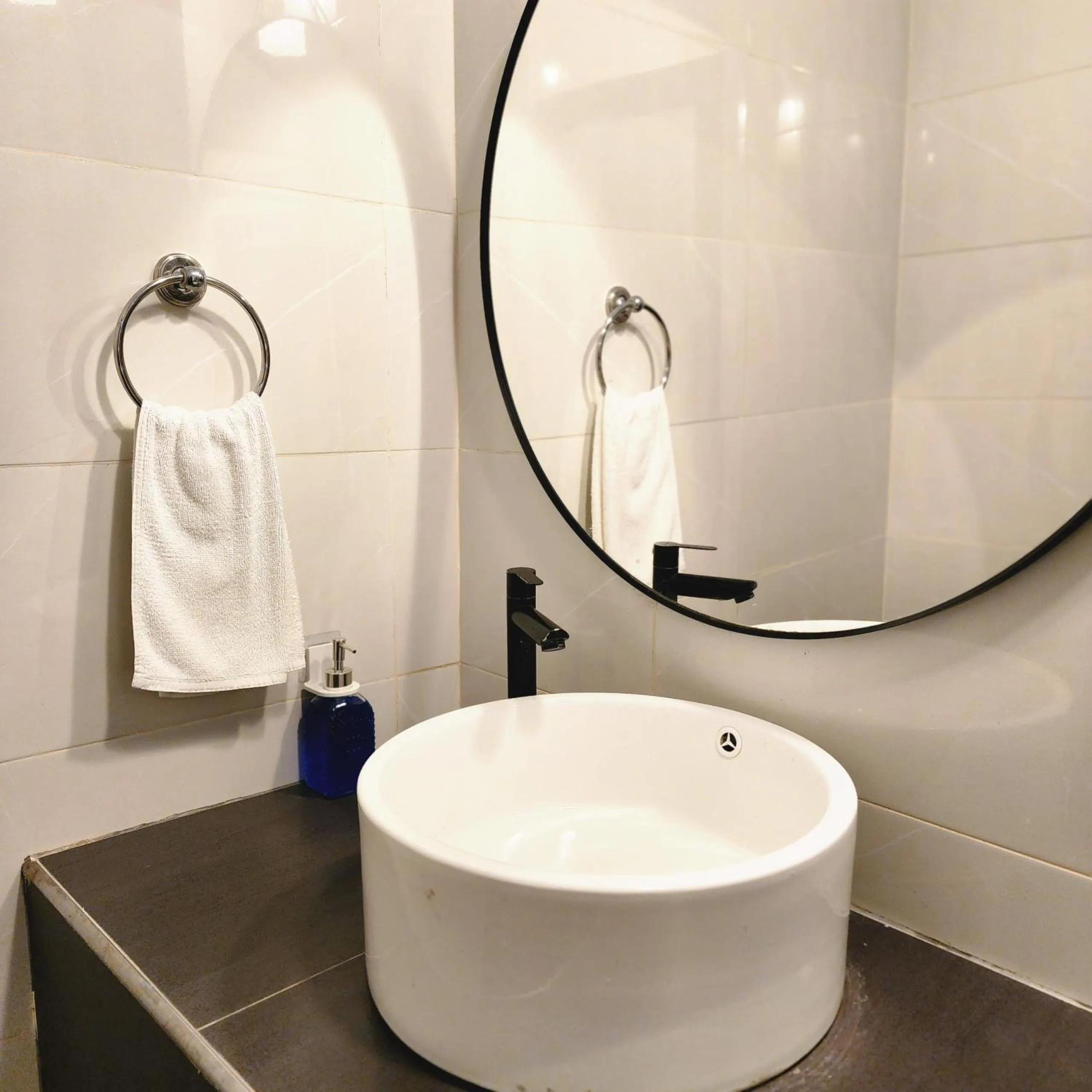 Bathroom in Boulder Valley