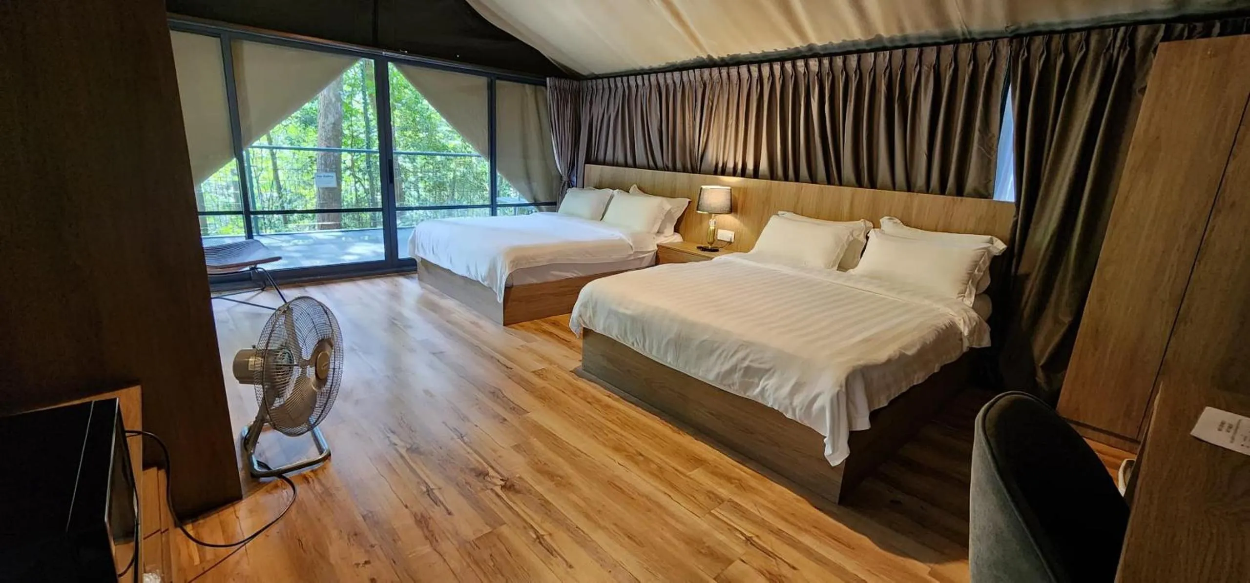 Bed in Boulder Valley