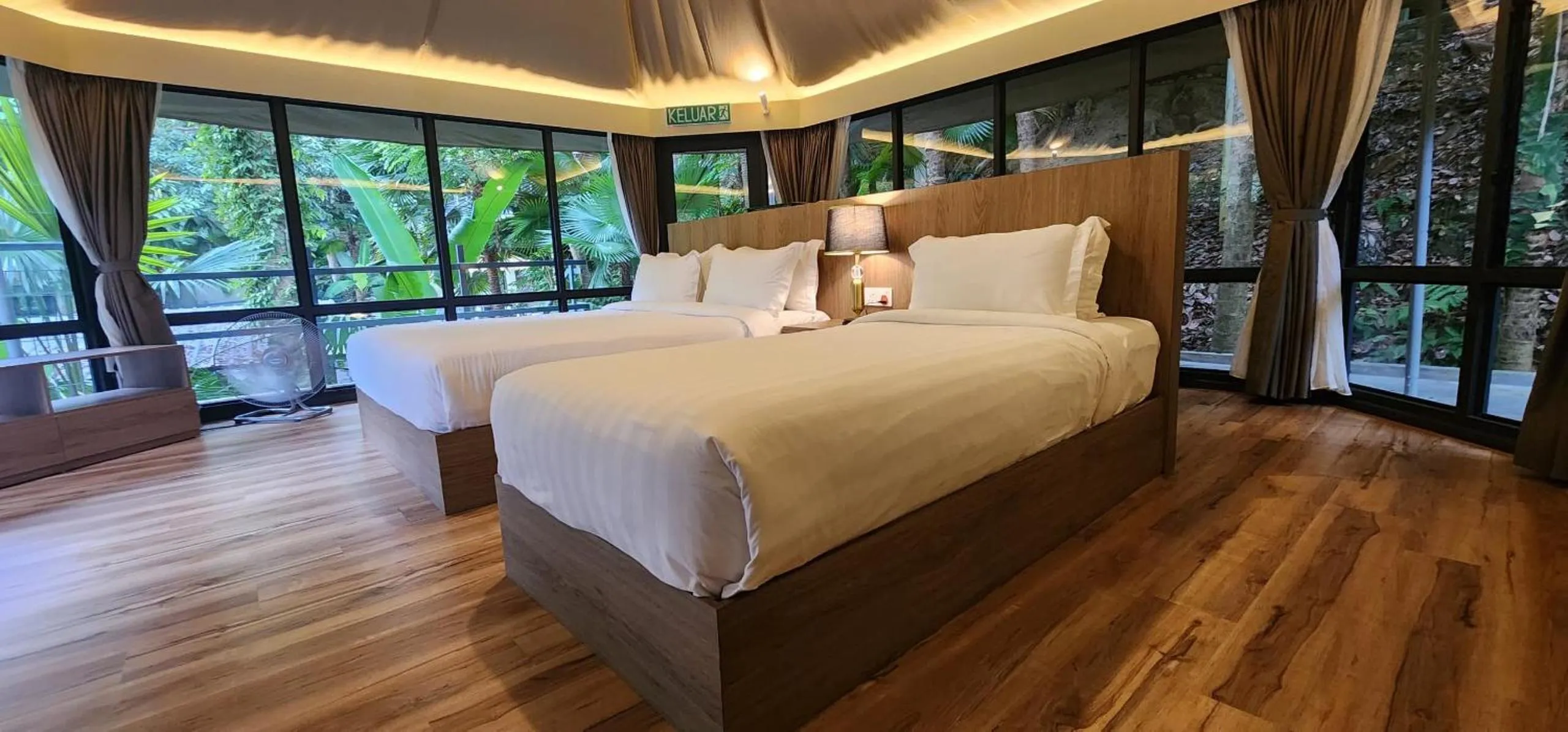 Bed in Boulder Valley