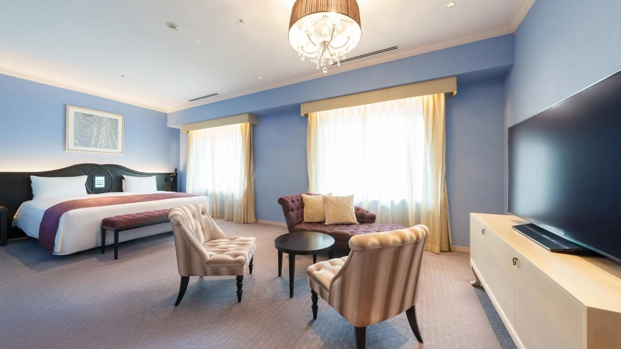 Bed in LIBER HOTEL Osaka