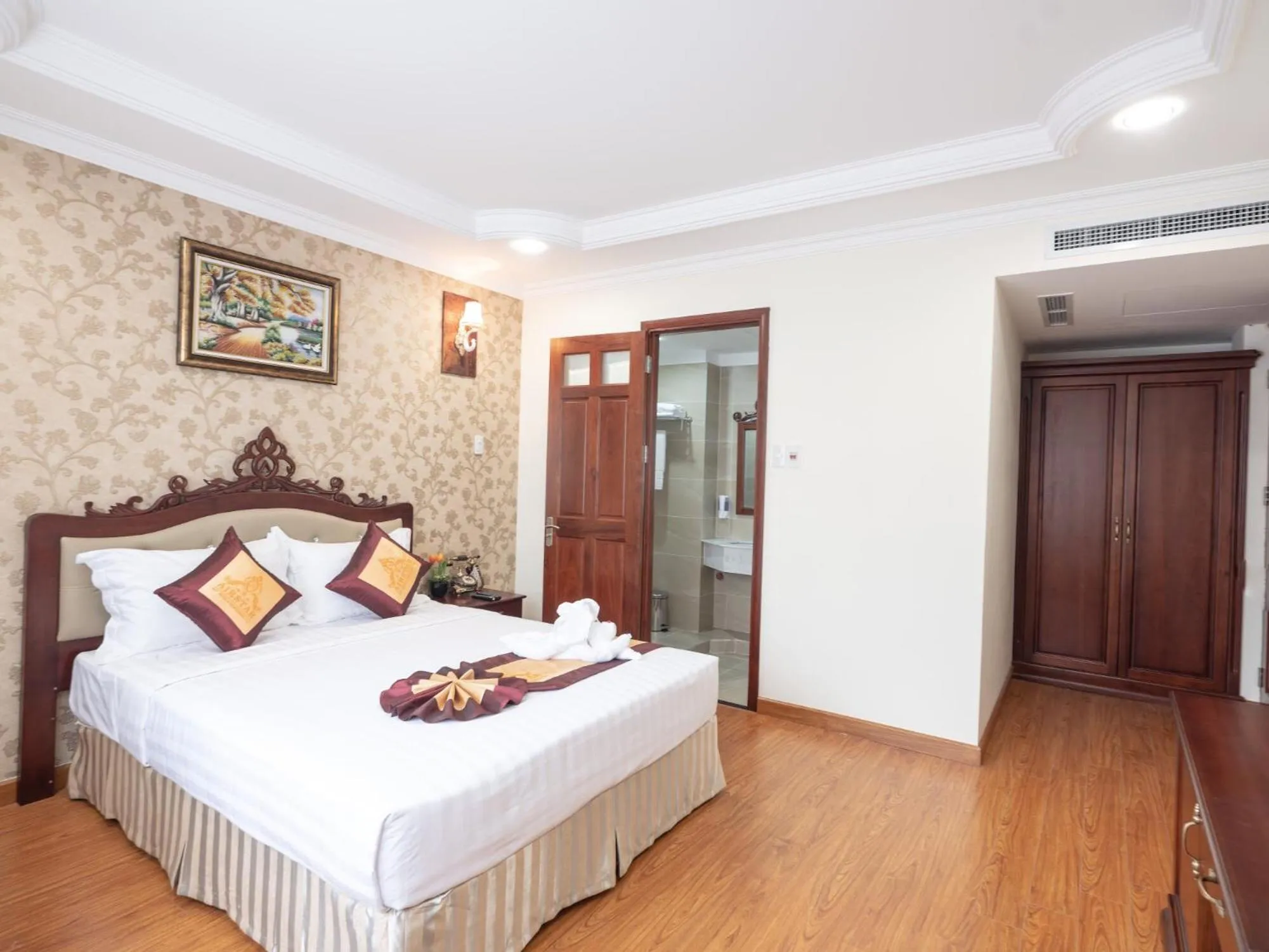 Photo of the whole room, Bed in Air Star Hotel