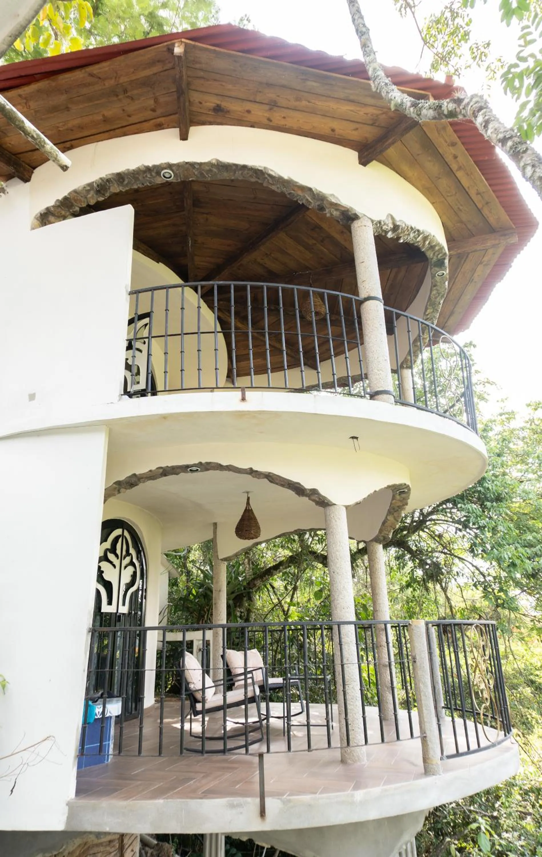 Property building in Hotel Paraíso Encantado