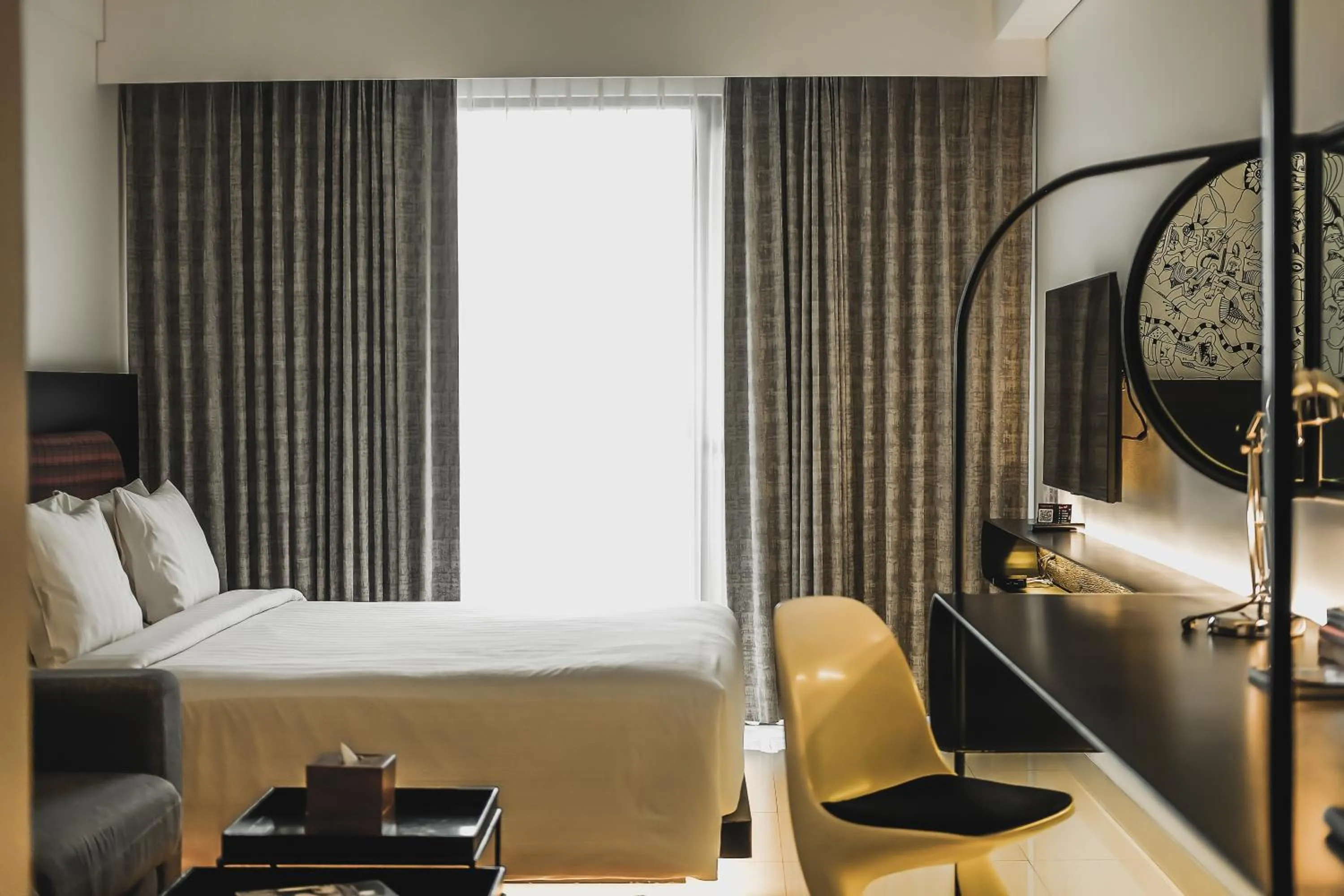 Bedroom, Bed in PULANG ke UTTARA