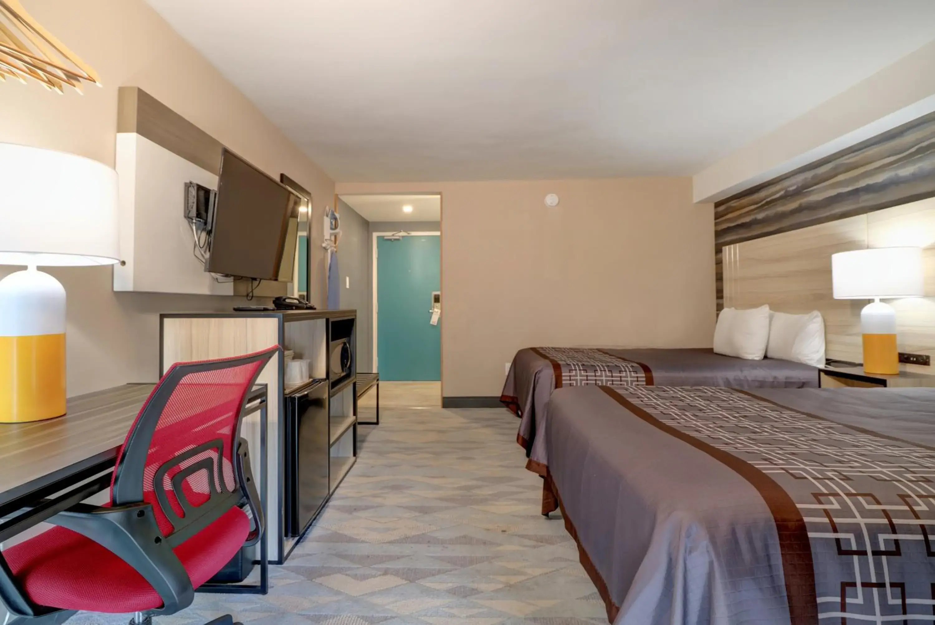 Standard Double Room with Two Double Beds in Yankee Clipper Inn Standard Double Room with Two Double Beds in Yankee Clipper Inn