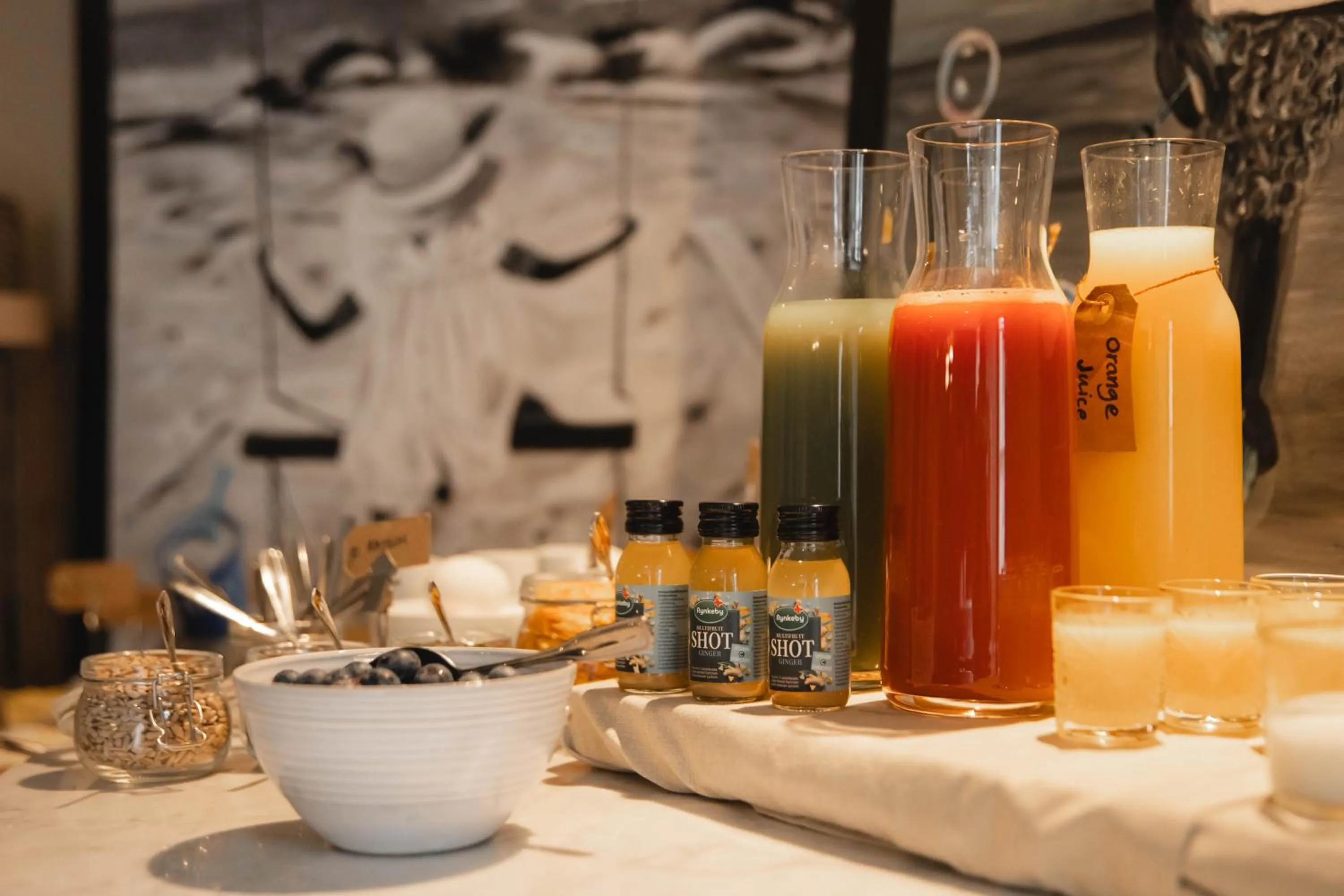 Food and drinks in Villa Gutebagge Hotell