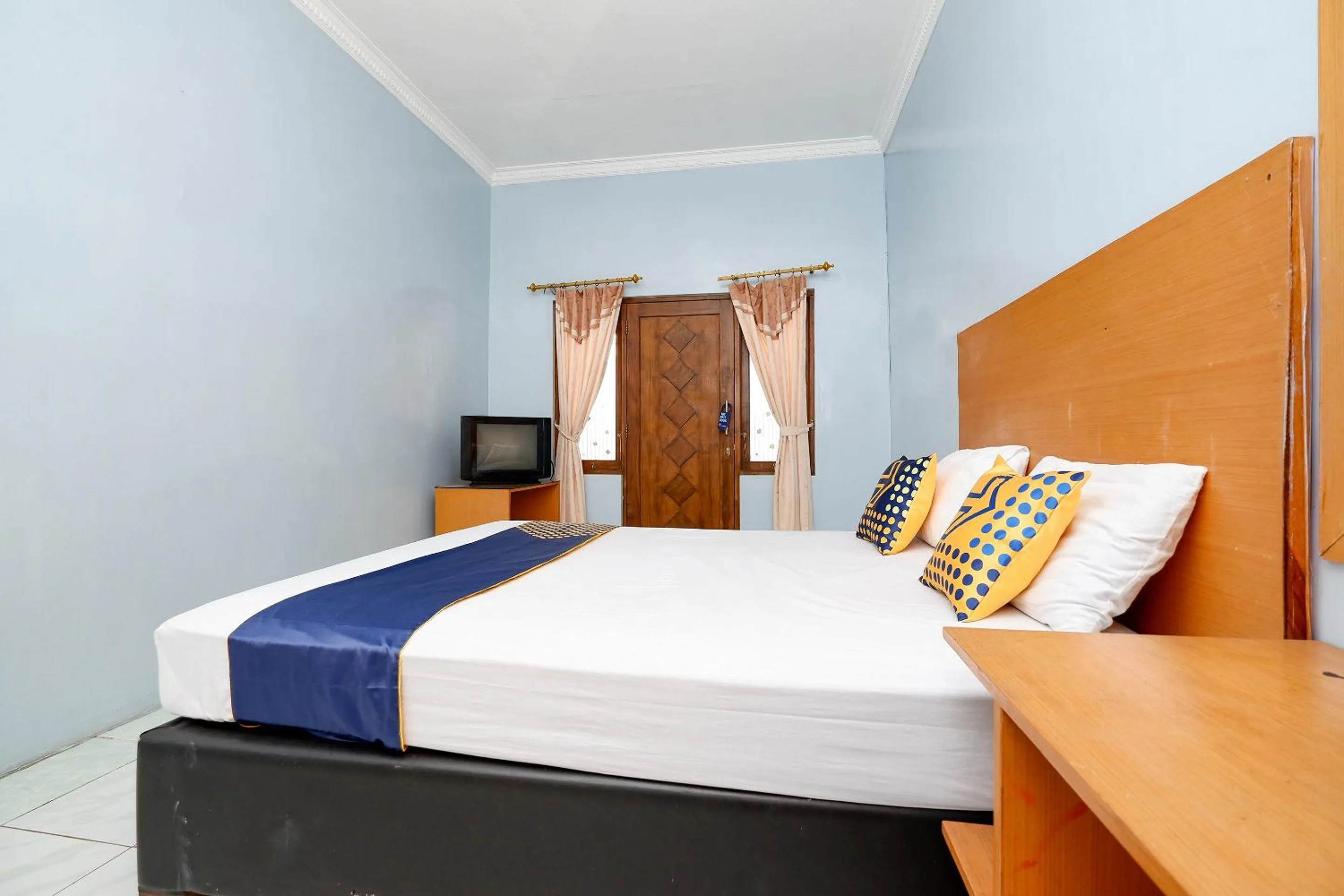 Bedroom, Bed in Griya Sakura Syariah near UMS