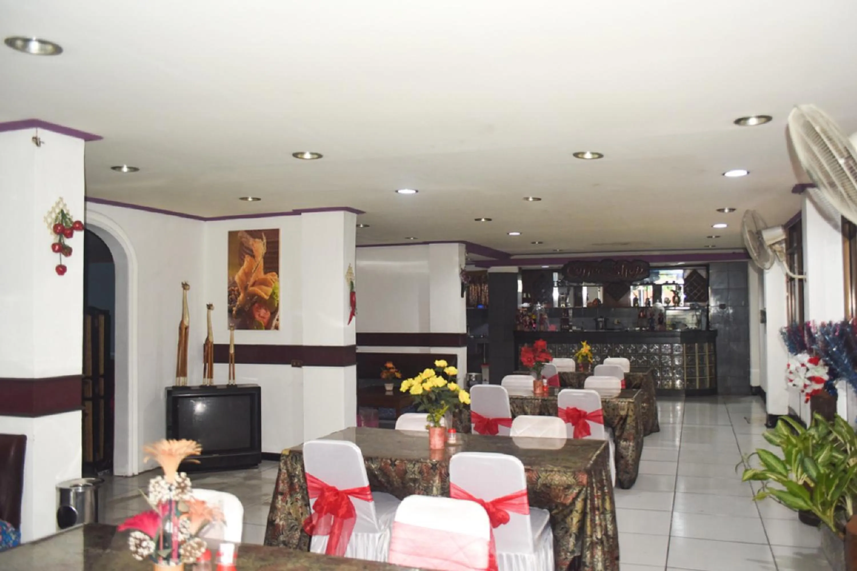 RedDoorz Plus near RSCM Jakarta