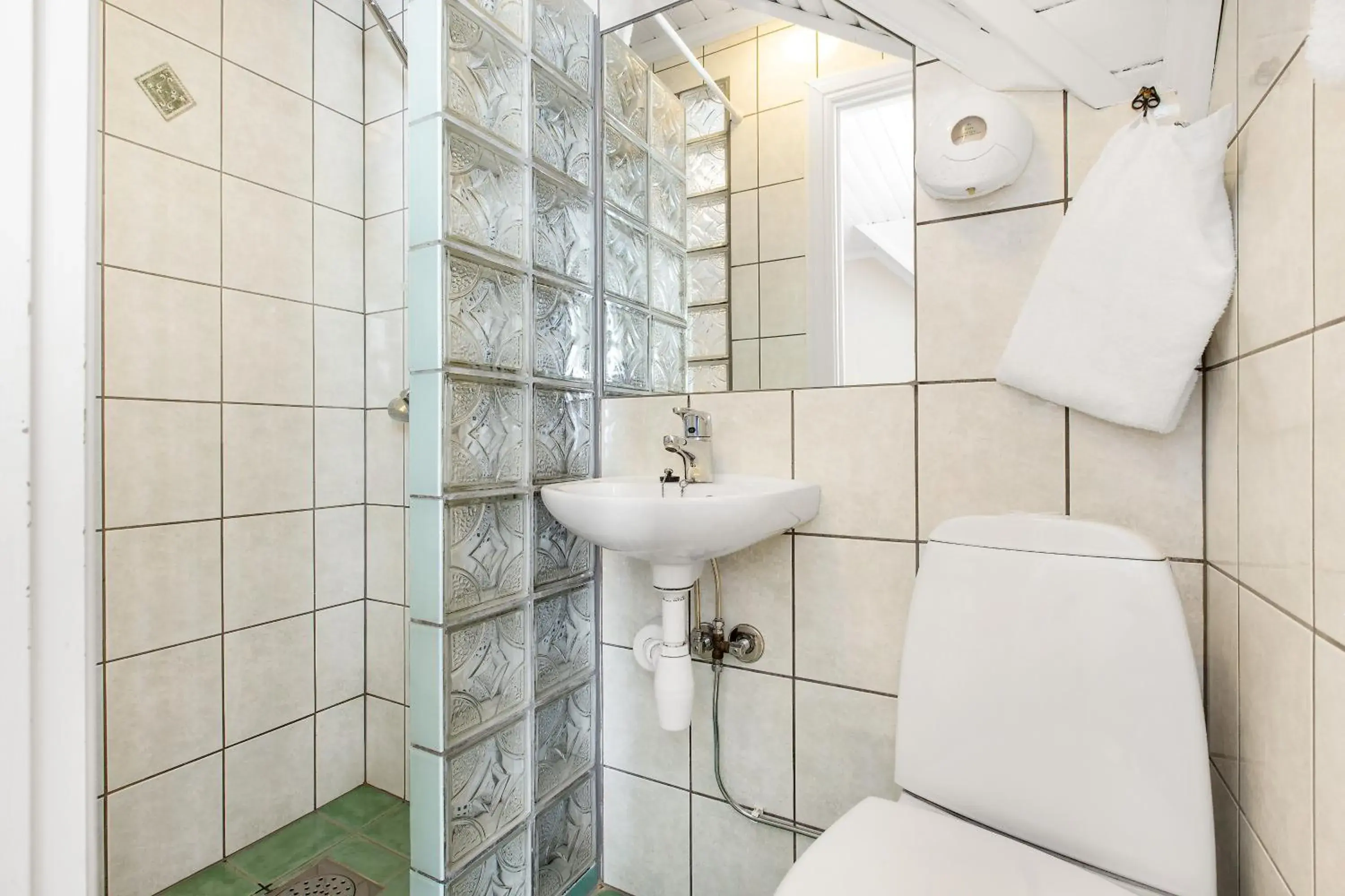 Double Room with Balcony in Vik Pensjonat Double Room with Balcony in Vik Pensjonat