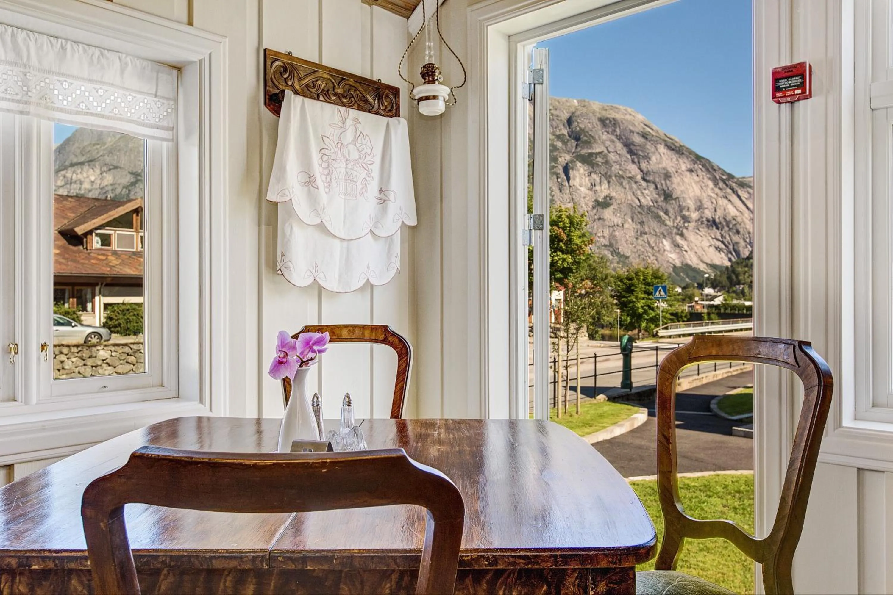 Dining area in Vik Pensjonat