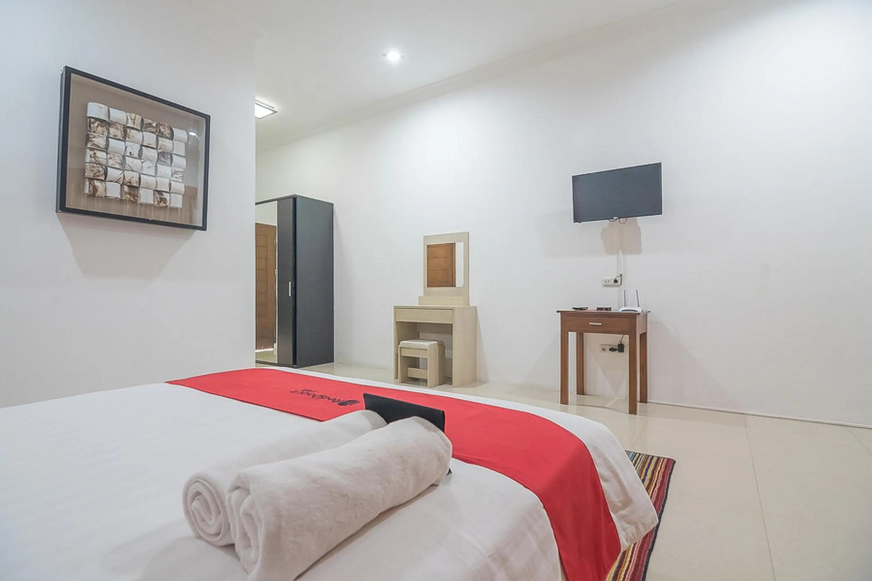 Bed in RedDoorz near Jatinangor Town Square