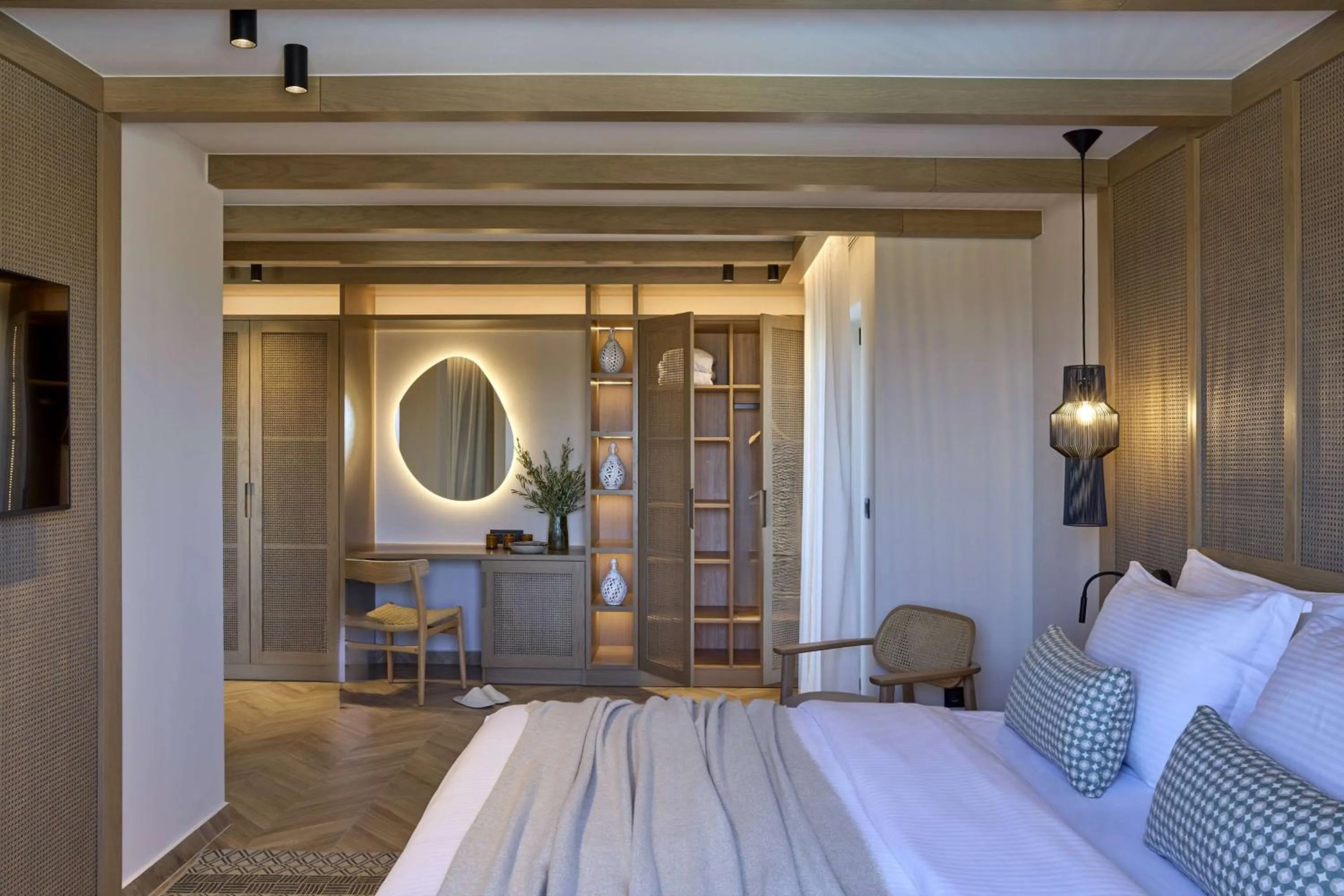 Photo of the whole room, Bed in Wyndham Grand Crete Mirabello Bay