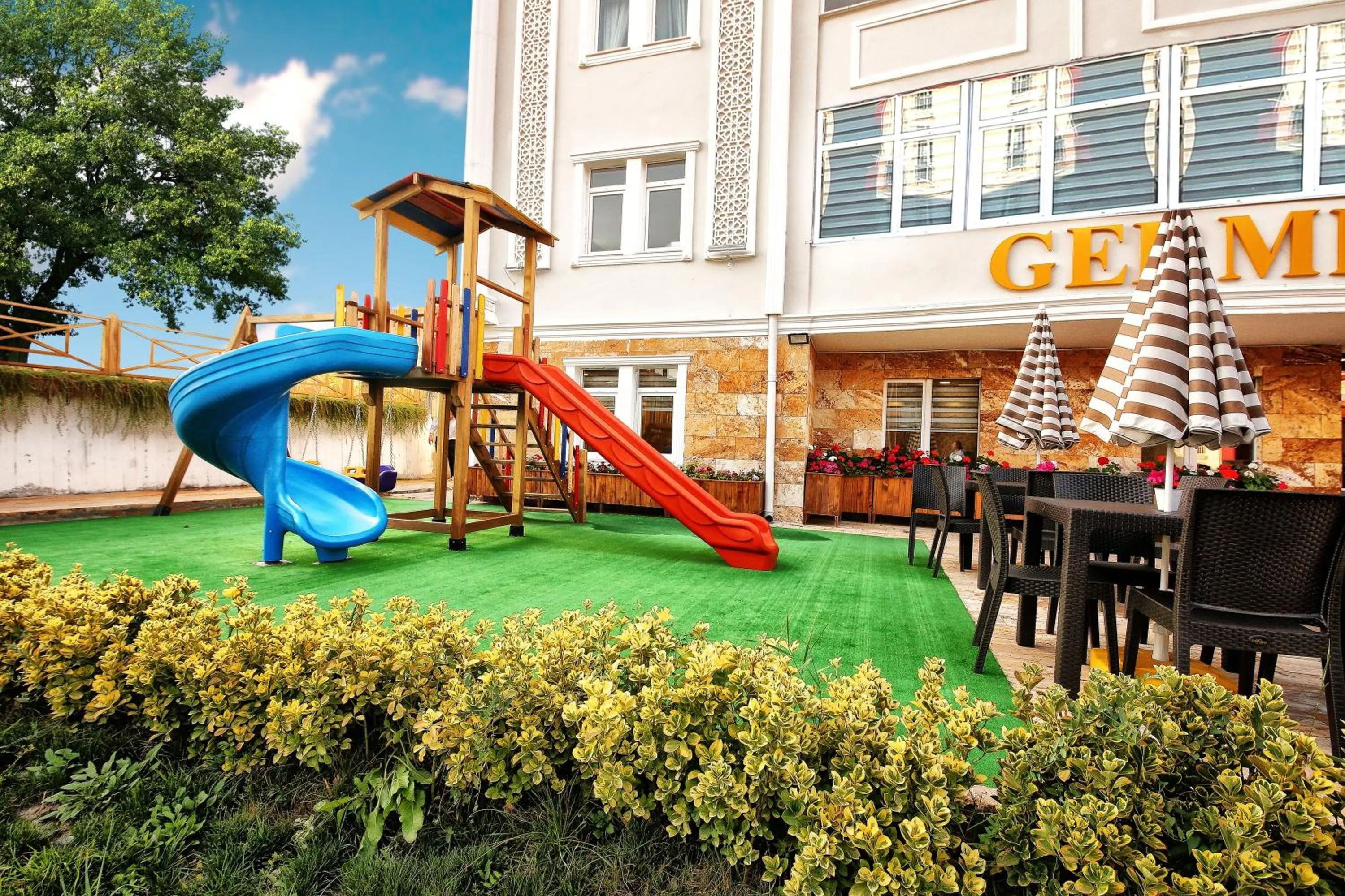 Property building in SAFRAN GERMİA PALaS