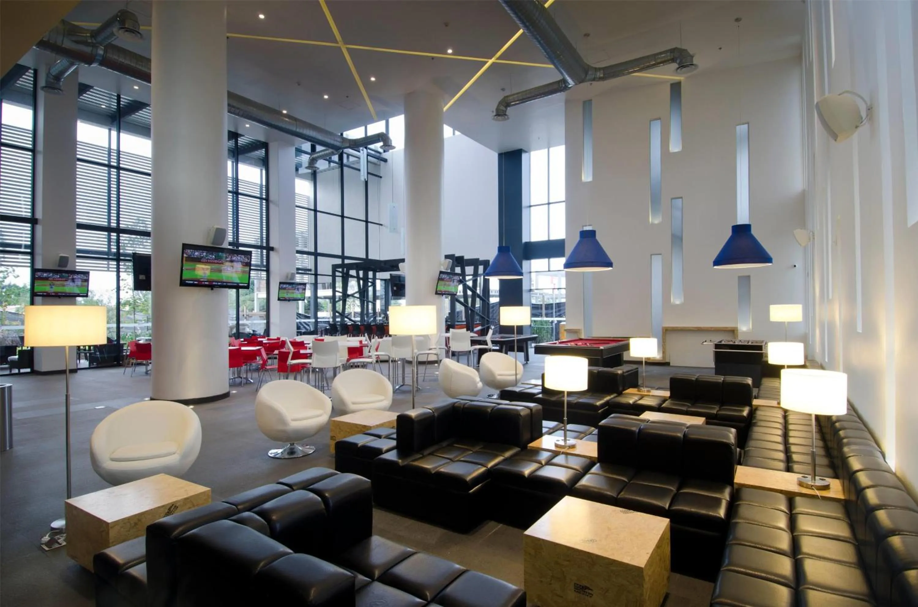 Lounge or bar in Ramada Encore by Wyndham Guadalajara Sur