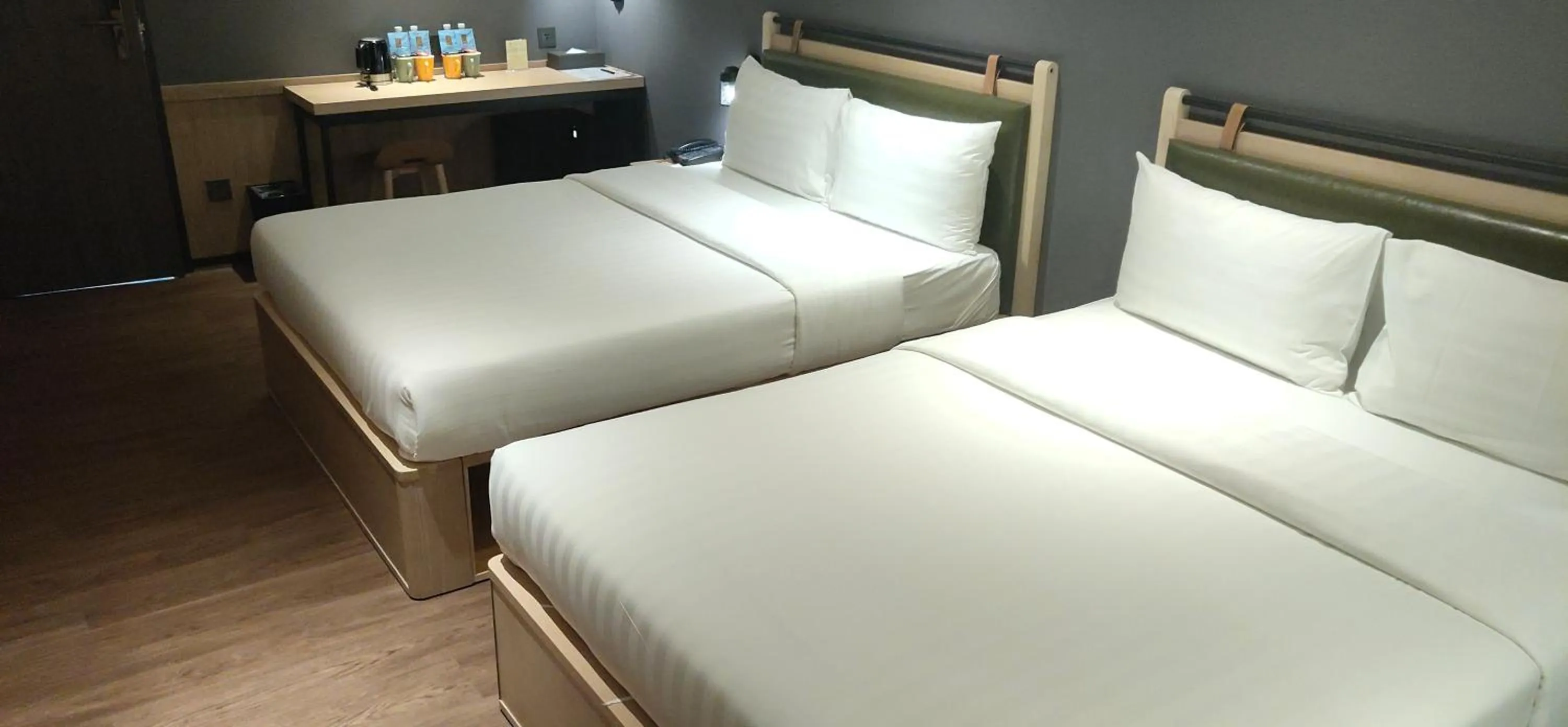 Bedroom, Bed in City Suites - Main Station