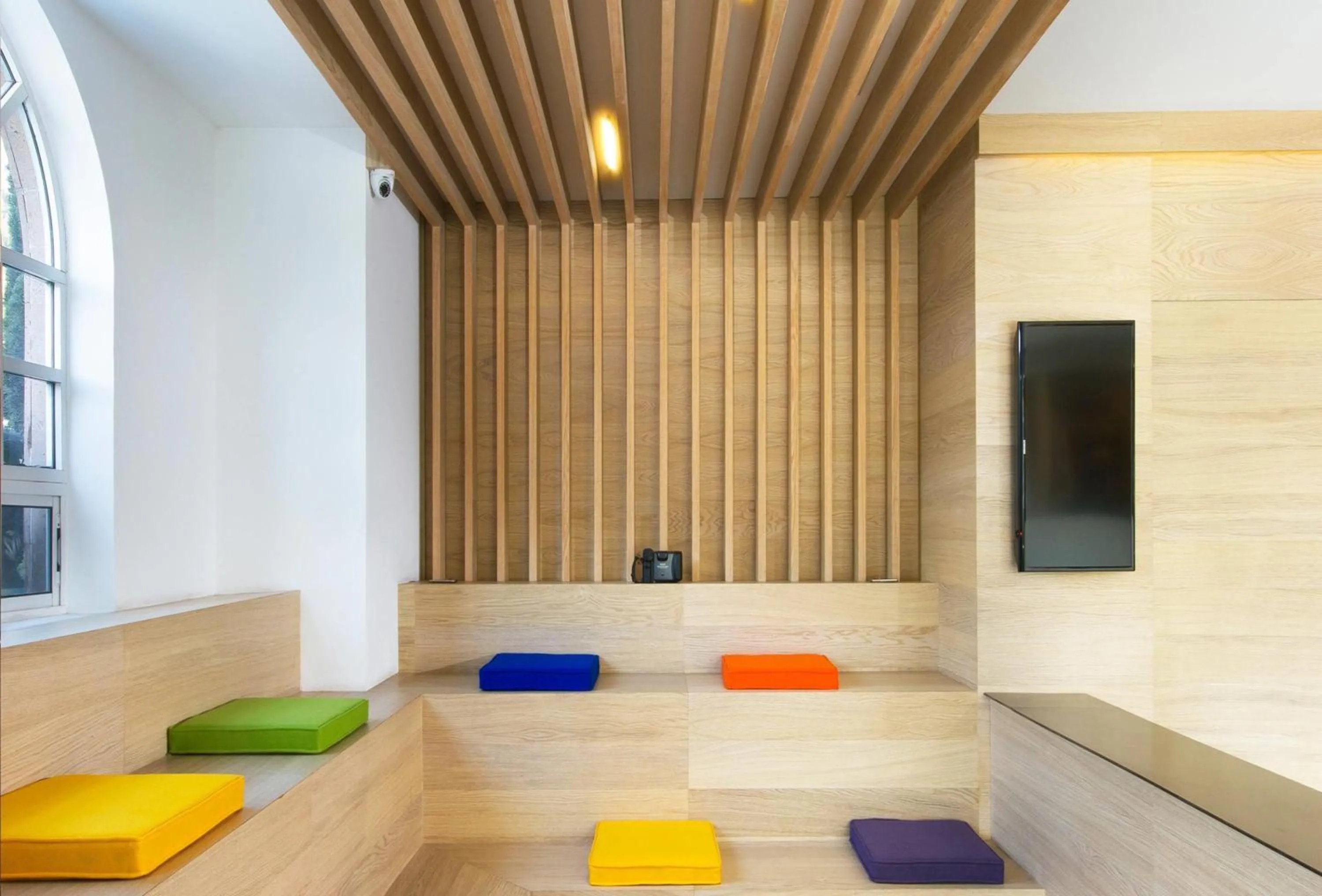 Lobby or reception in Hotel MX congreso CDMX, Trademark Collection by Wyndham