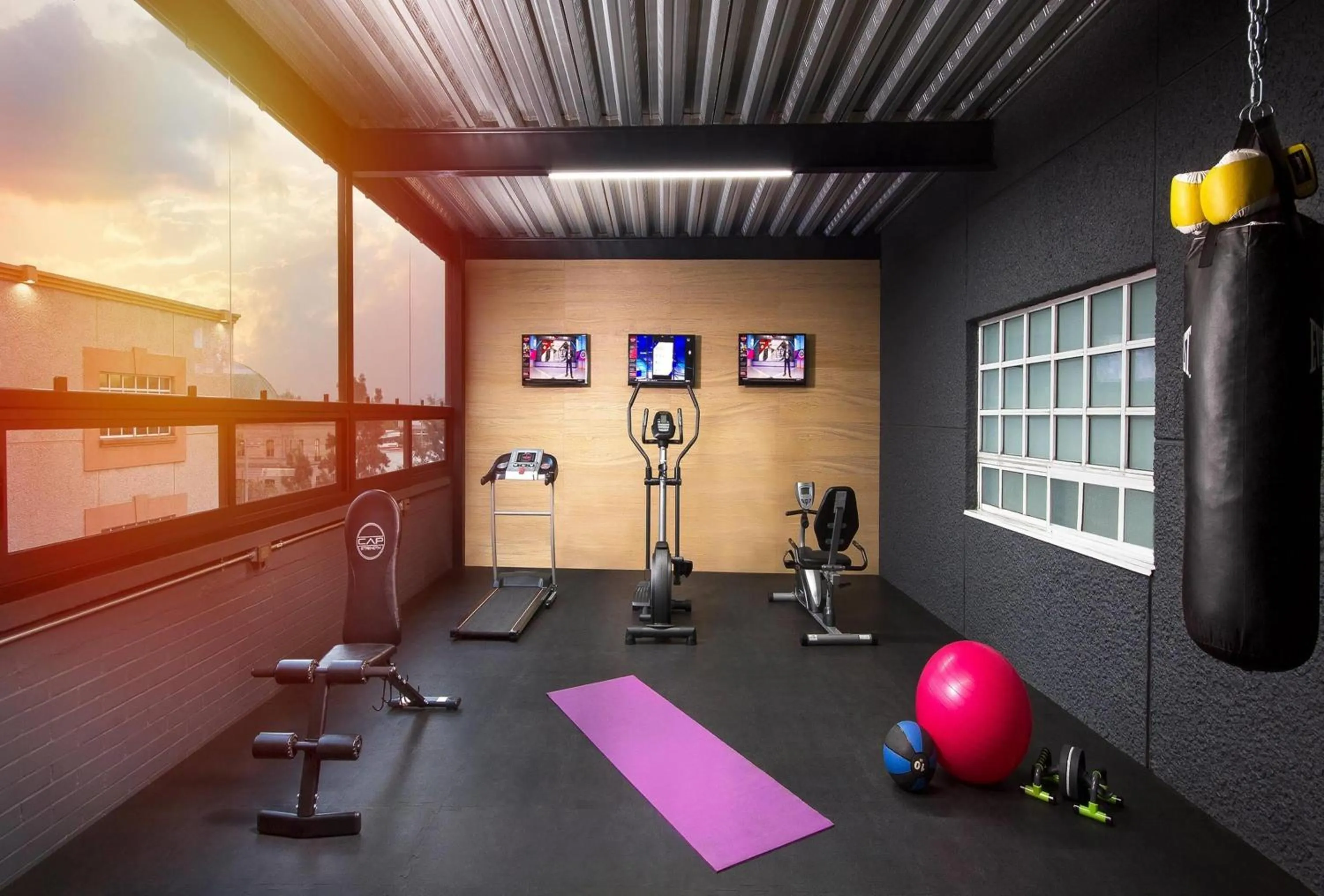 Hotel MX congreso CDMX, Trademark Collection by Wyndham