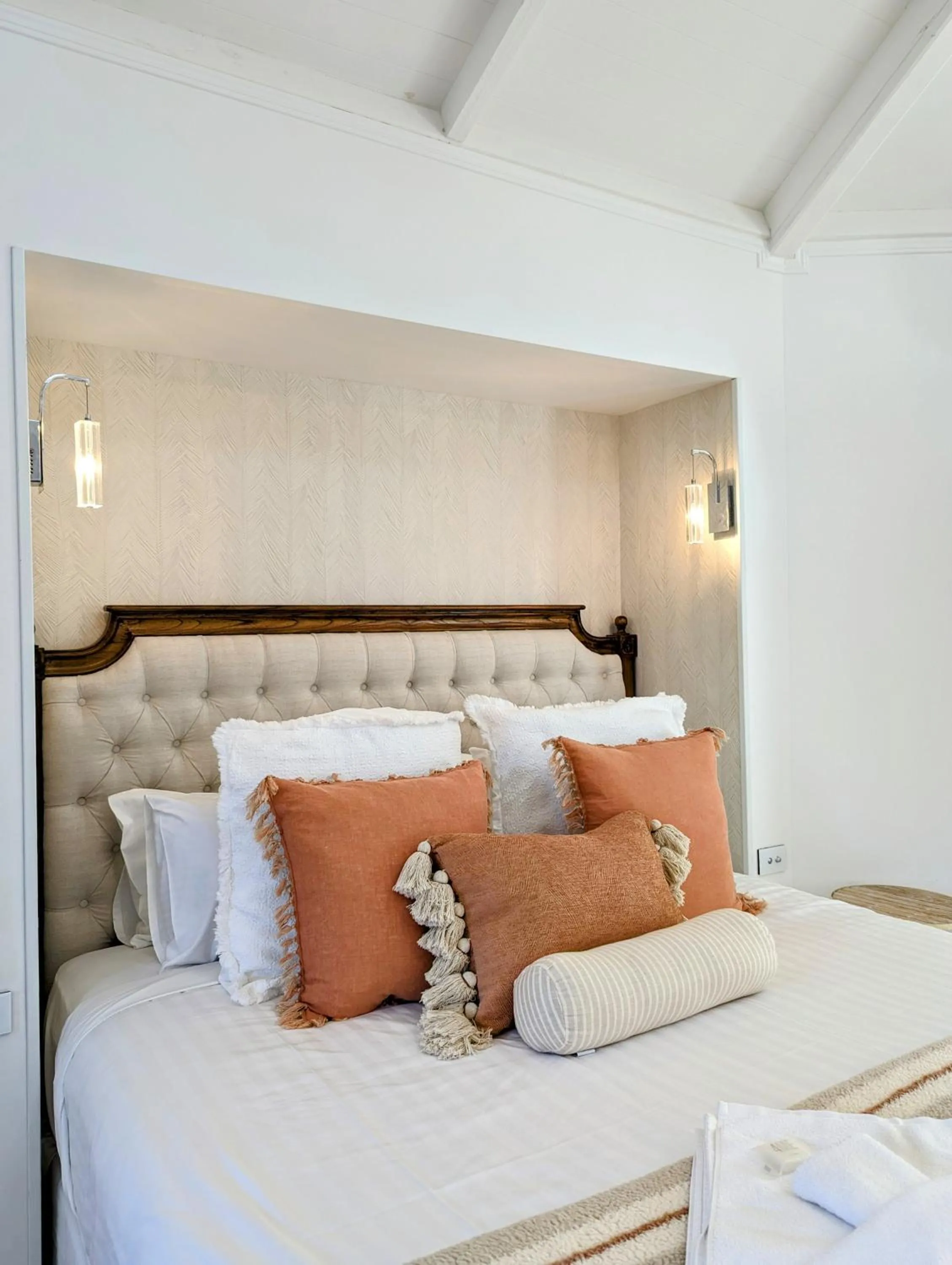 Bed in Austinvilla Estate