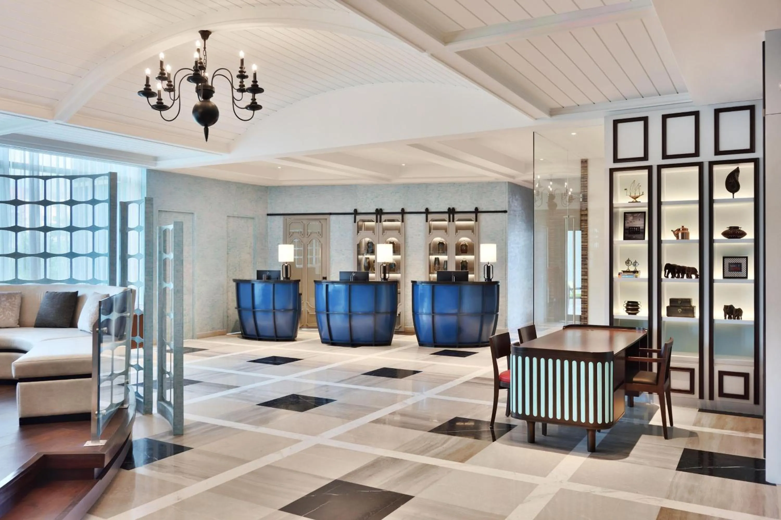 Lobby or reception in Four Points by Sheraton Kochi Infopark