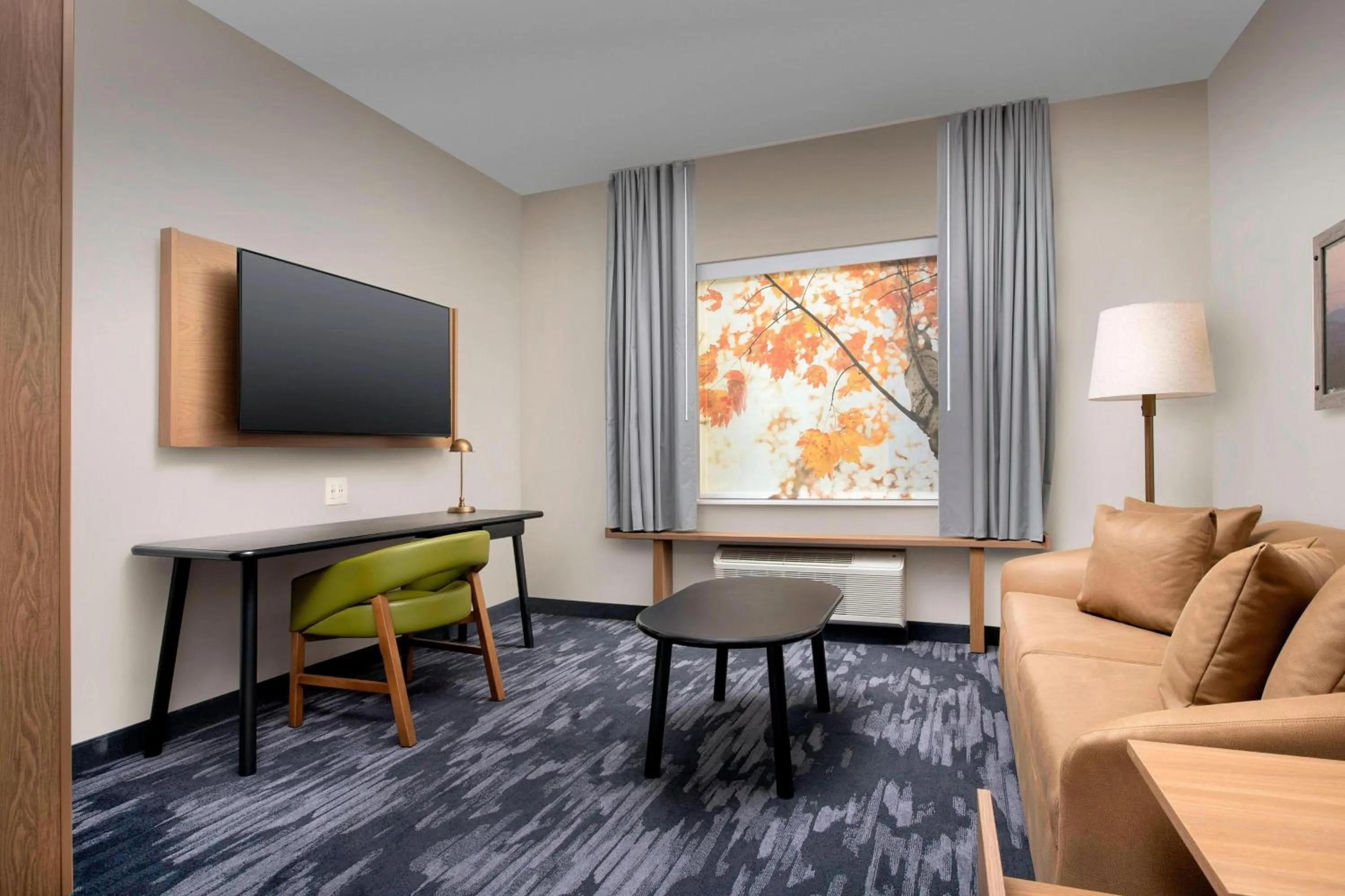 Living room in Fairfield Inn & Suites by Marriott Miami Airport West/Doral
