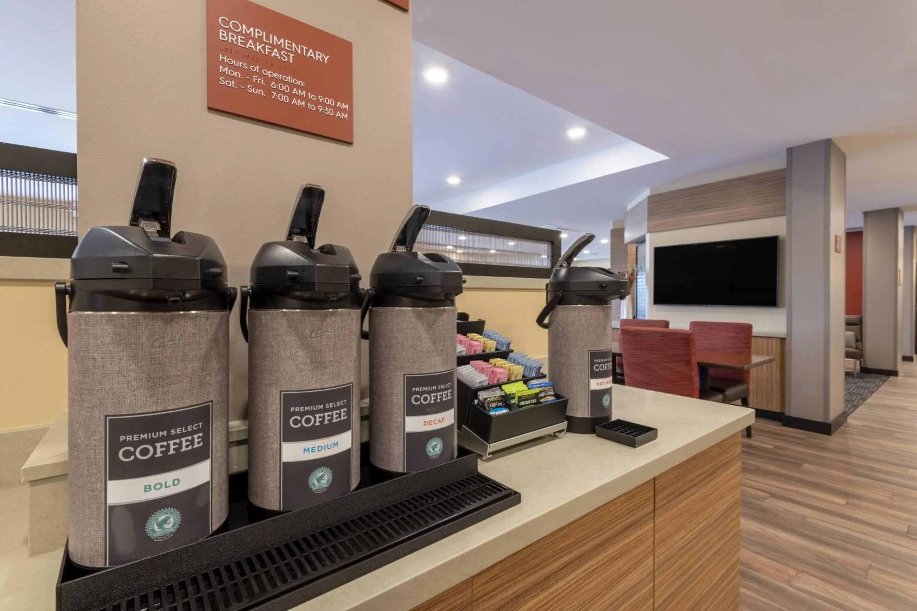 Lounge or bar in TownePlace Suites by Marriott St. Louis Edwardsville, IL