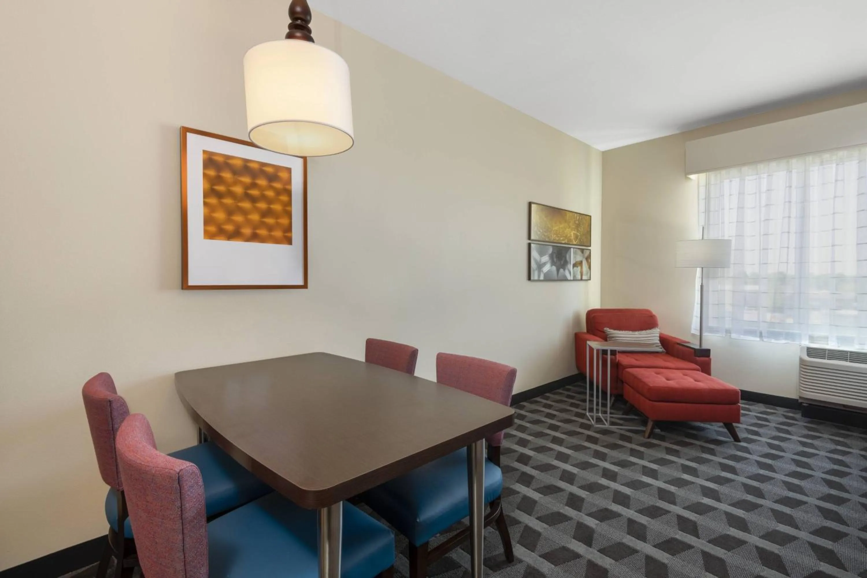 Photo of the whole room in TownePlace Suites by Marriott St. Louis Edwardsville, IL