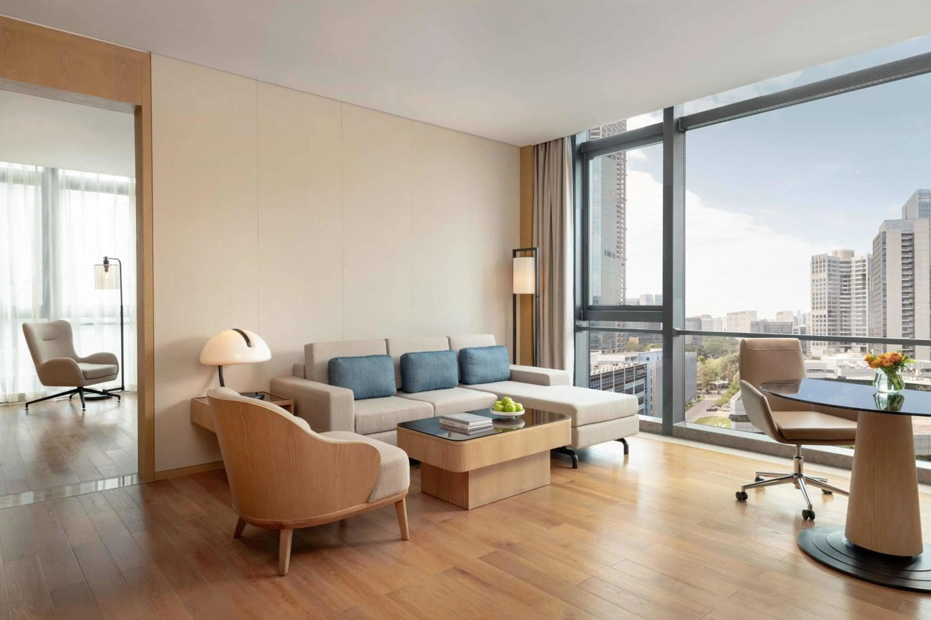 Bathroom in Courtyard by Marriott Shenzhen Bay