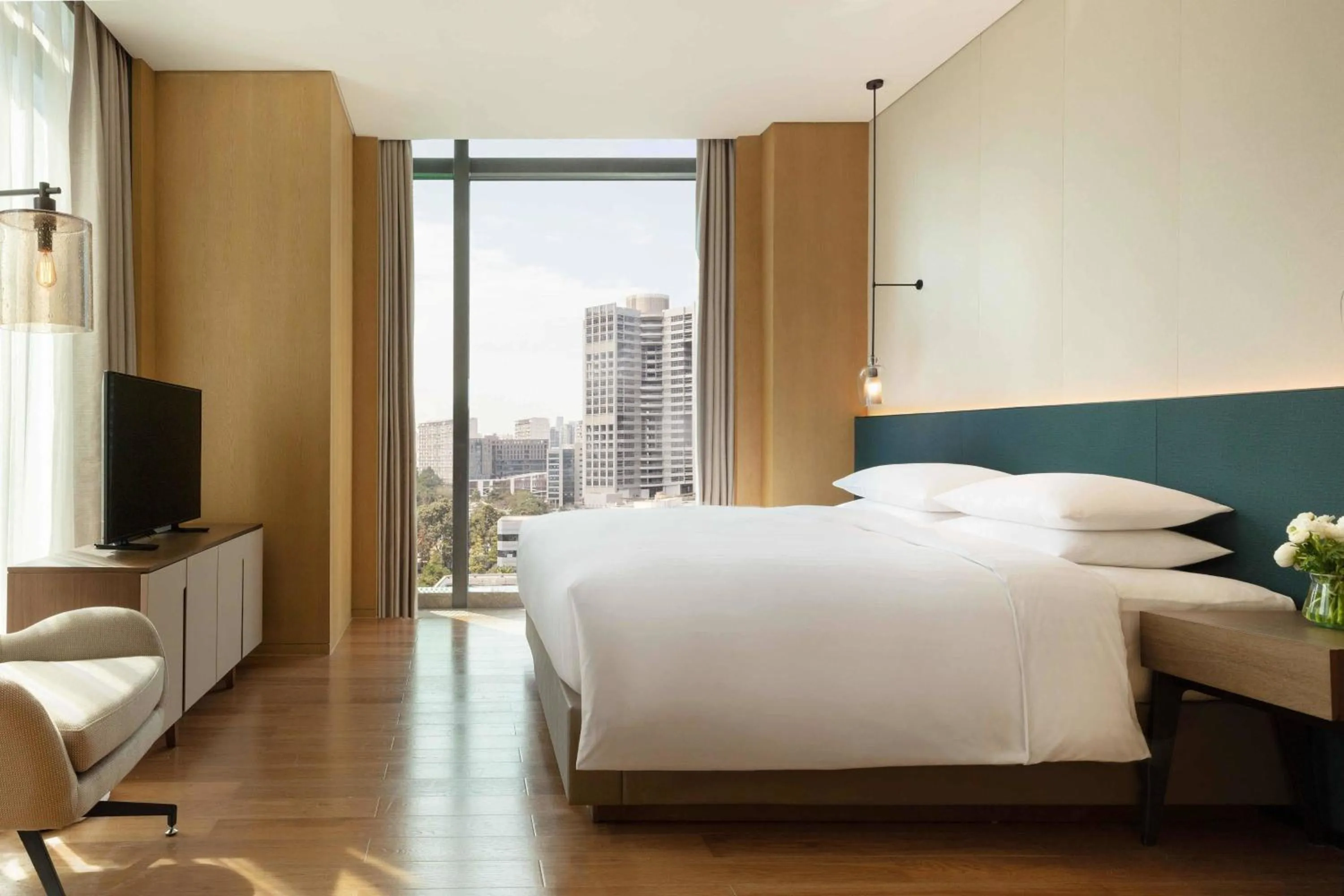 Bedroom, Bed in Courtyard by Marriott Shenzhen Bay