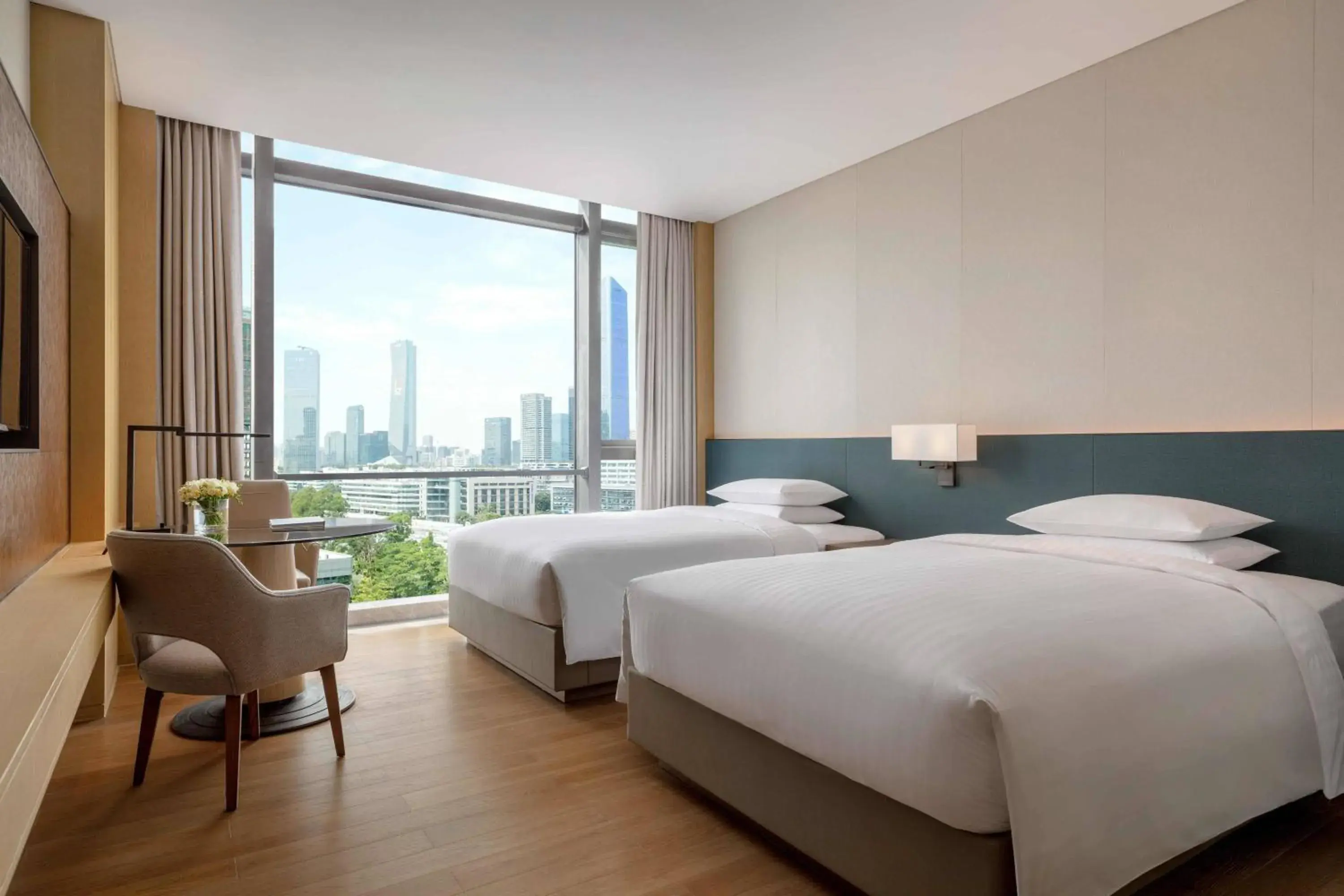 Deluxe Twin Room in Courtyard by Marriott Shenzhen Bay Deluxe Twin Room in Courtyard by Marriott Shenzhen Bay