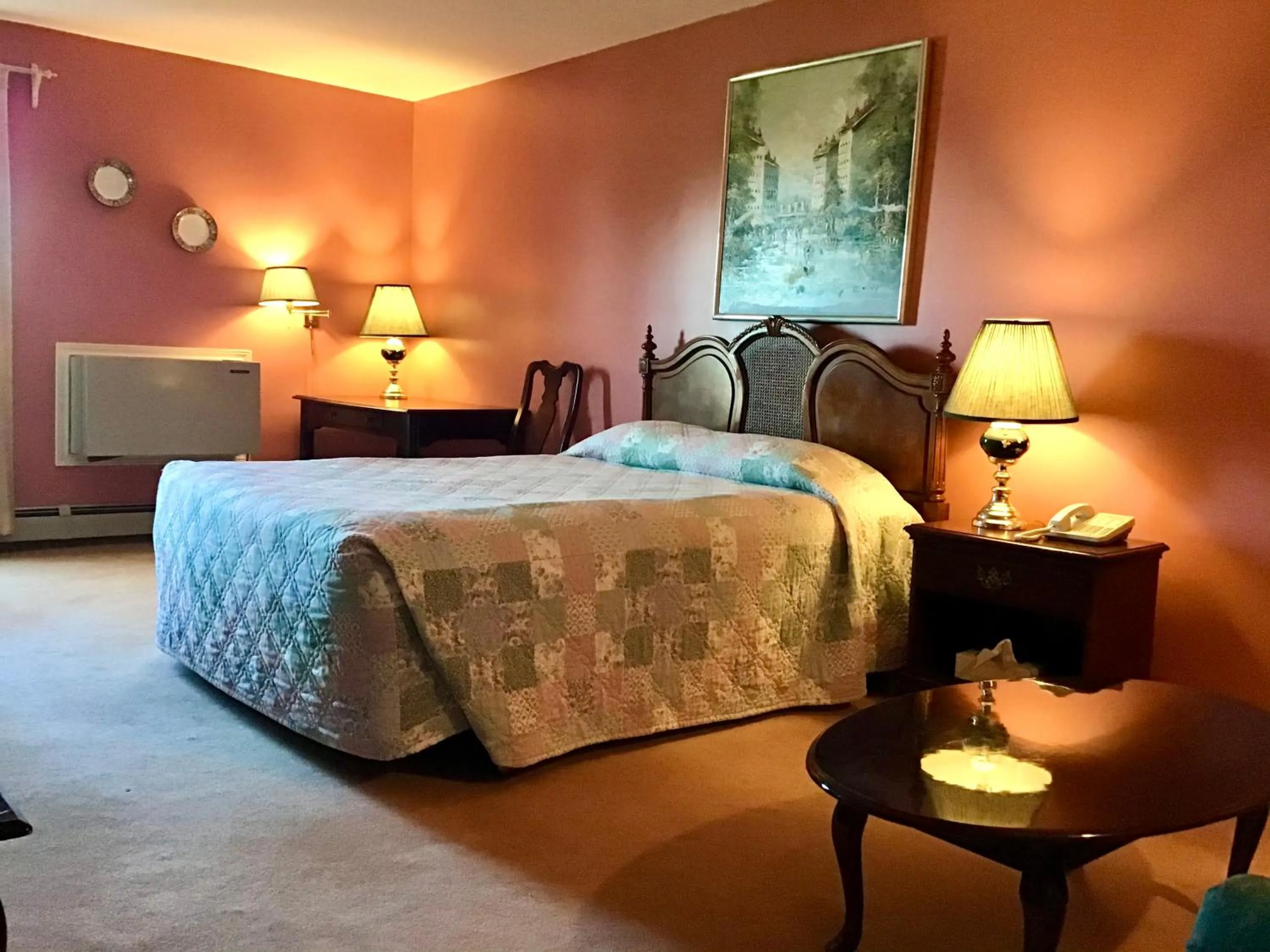 Bed in Rollo Bay Inn