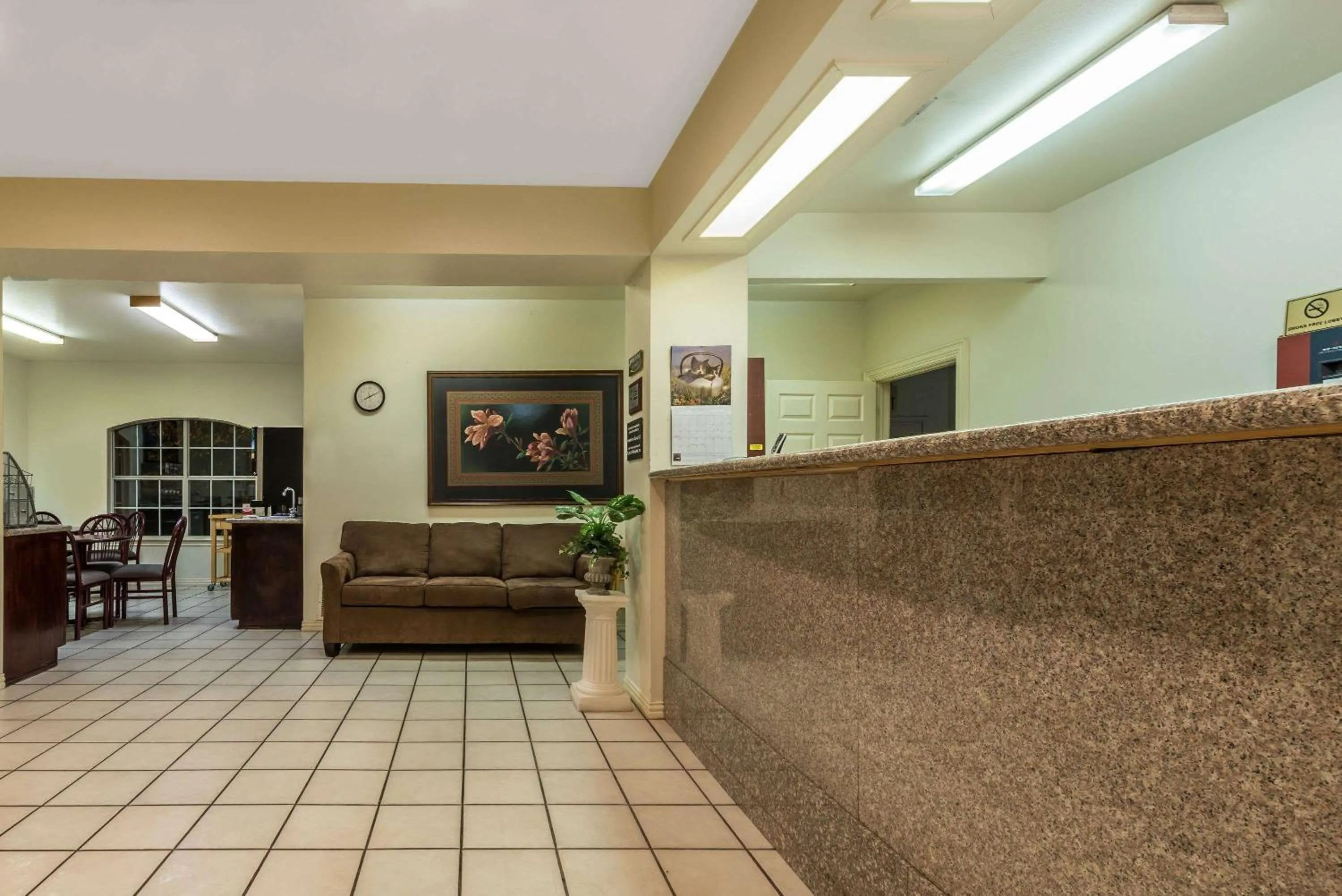 Lobby or reception in Super 8 by Wyndham Greenville