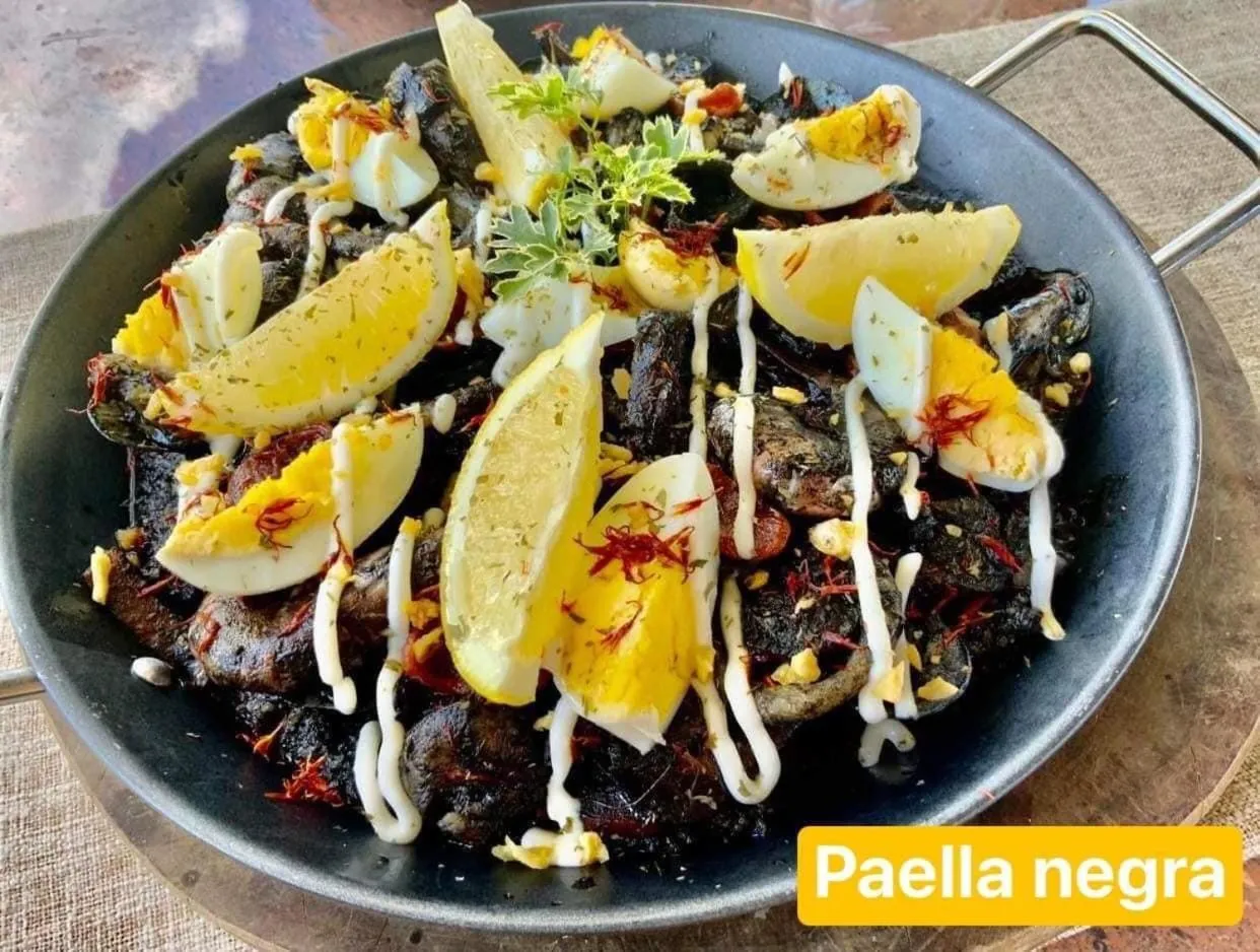 Restaurant/places to eat in Playa Alegre Beach Resort & Restaurant