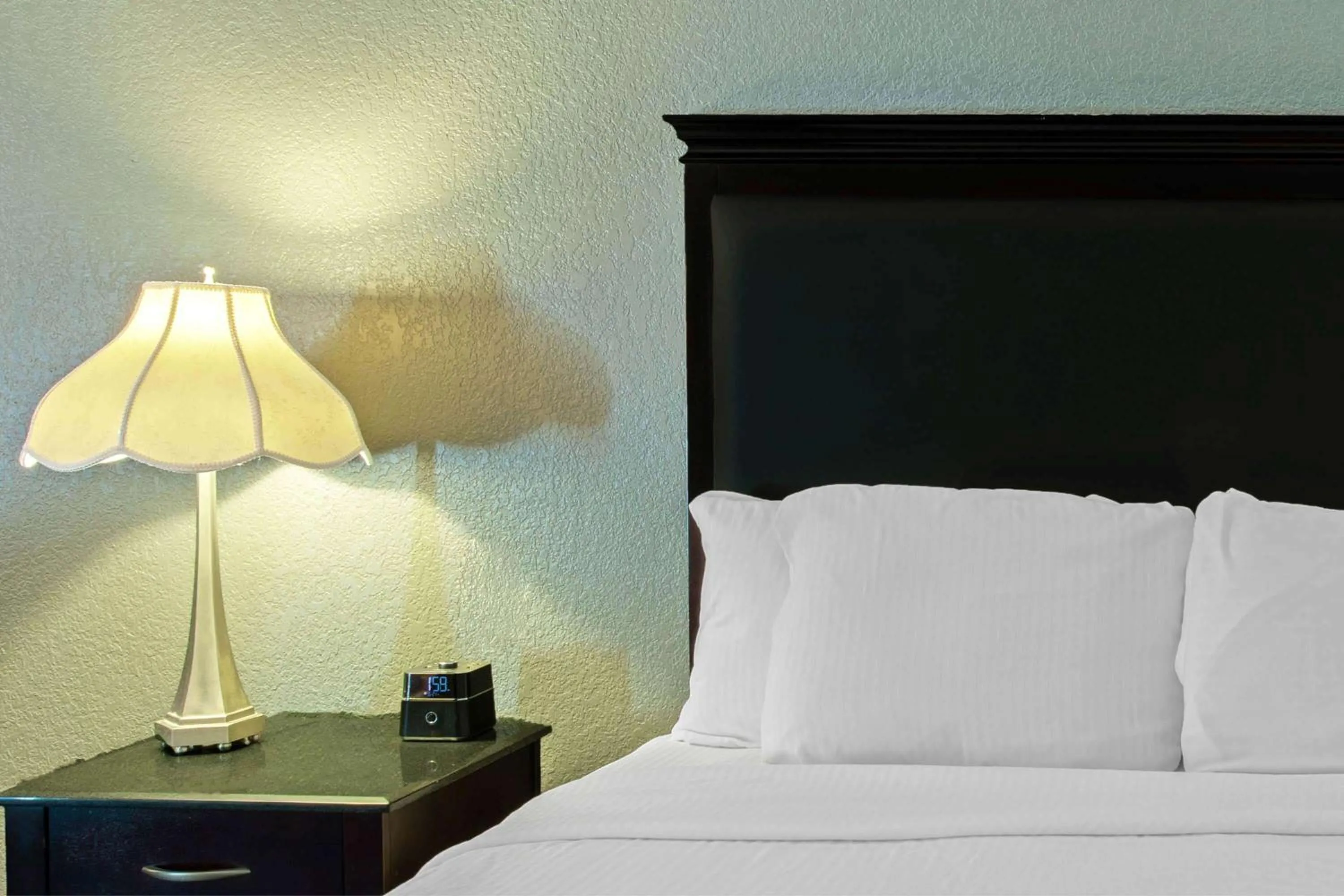 Photo of the whole room in Stay Express Inn & Suites - Mobile, AL