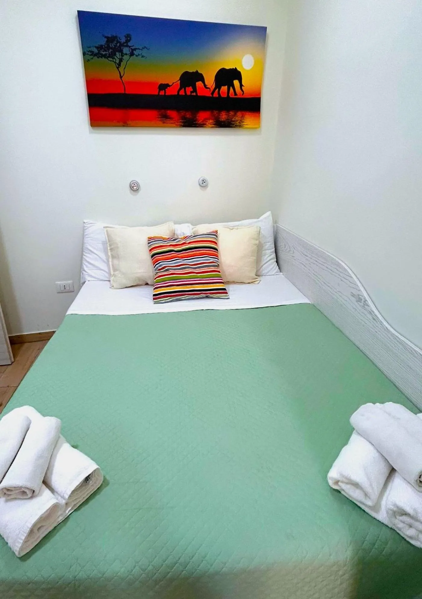 Decorative detail, Bed in ARIEL B&B