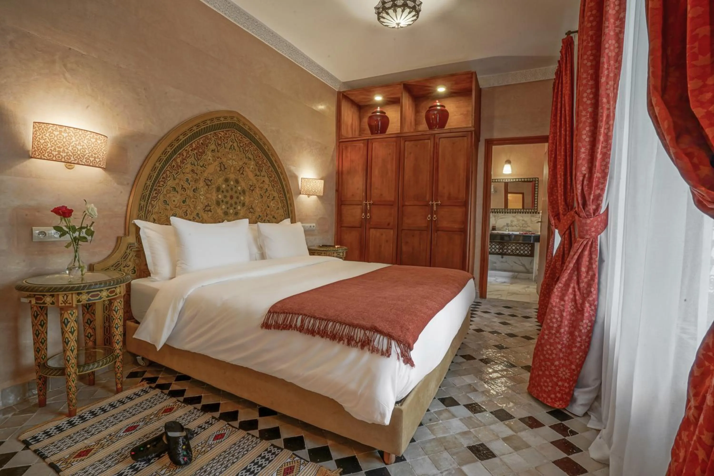 Bed in Algilà Fes Riad Medina Charme Hotel