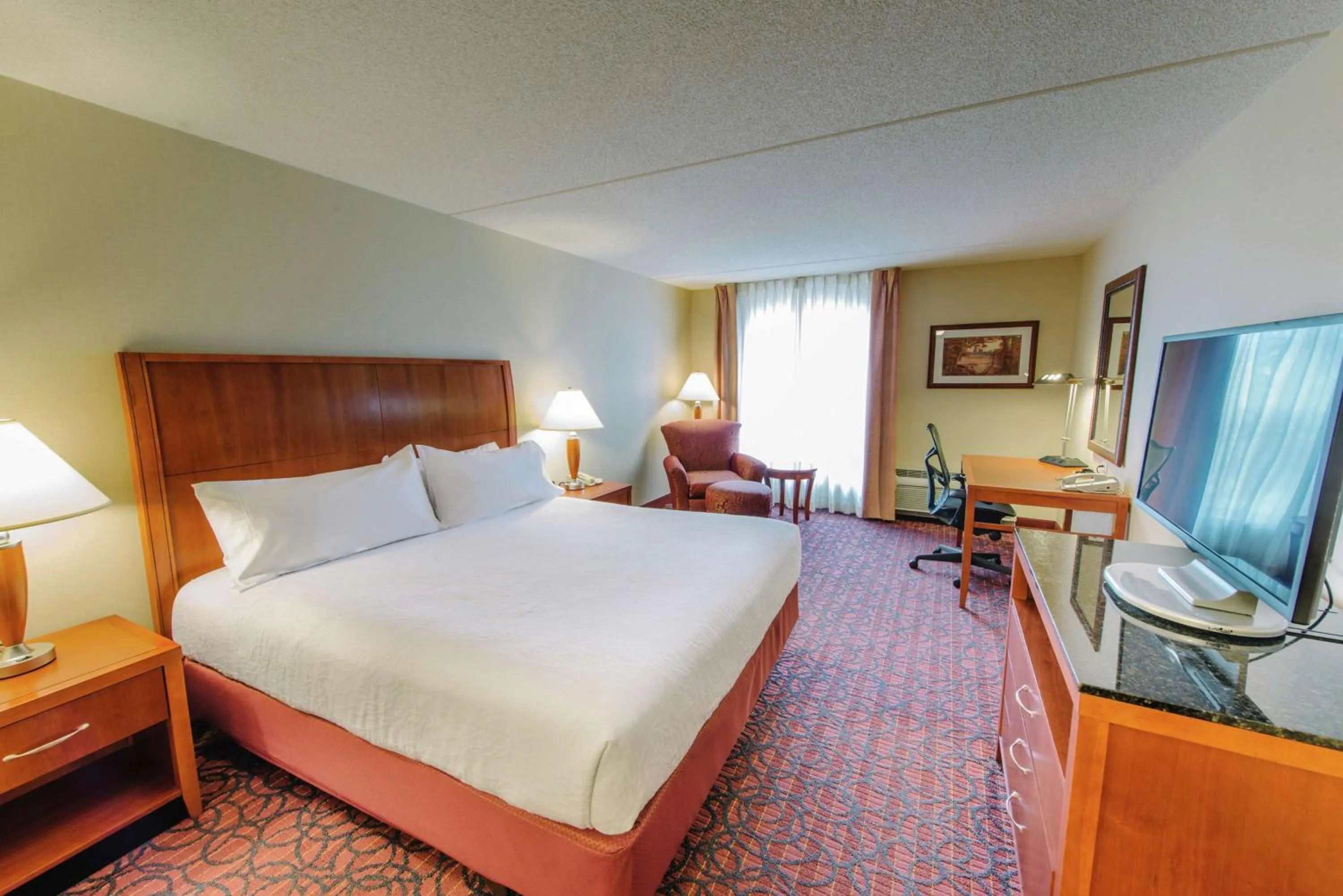 Bedroom, Bed in Hilton Garden Inn Manchester Downtown