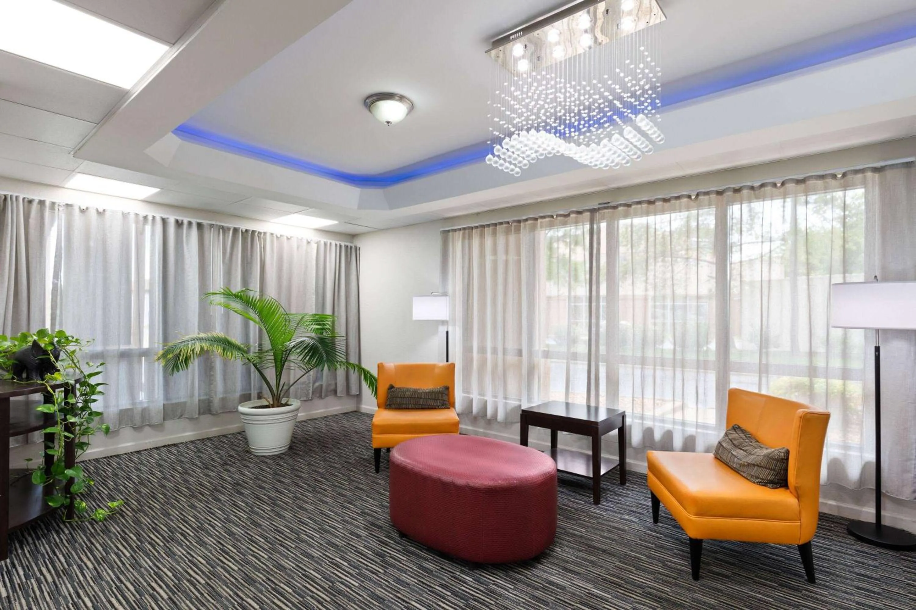 Lobby or reception in Days Inn by Wyndham Clarksville North EXIT 4