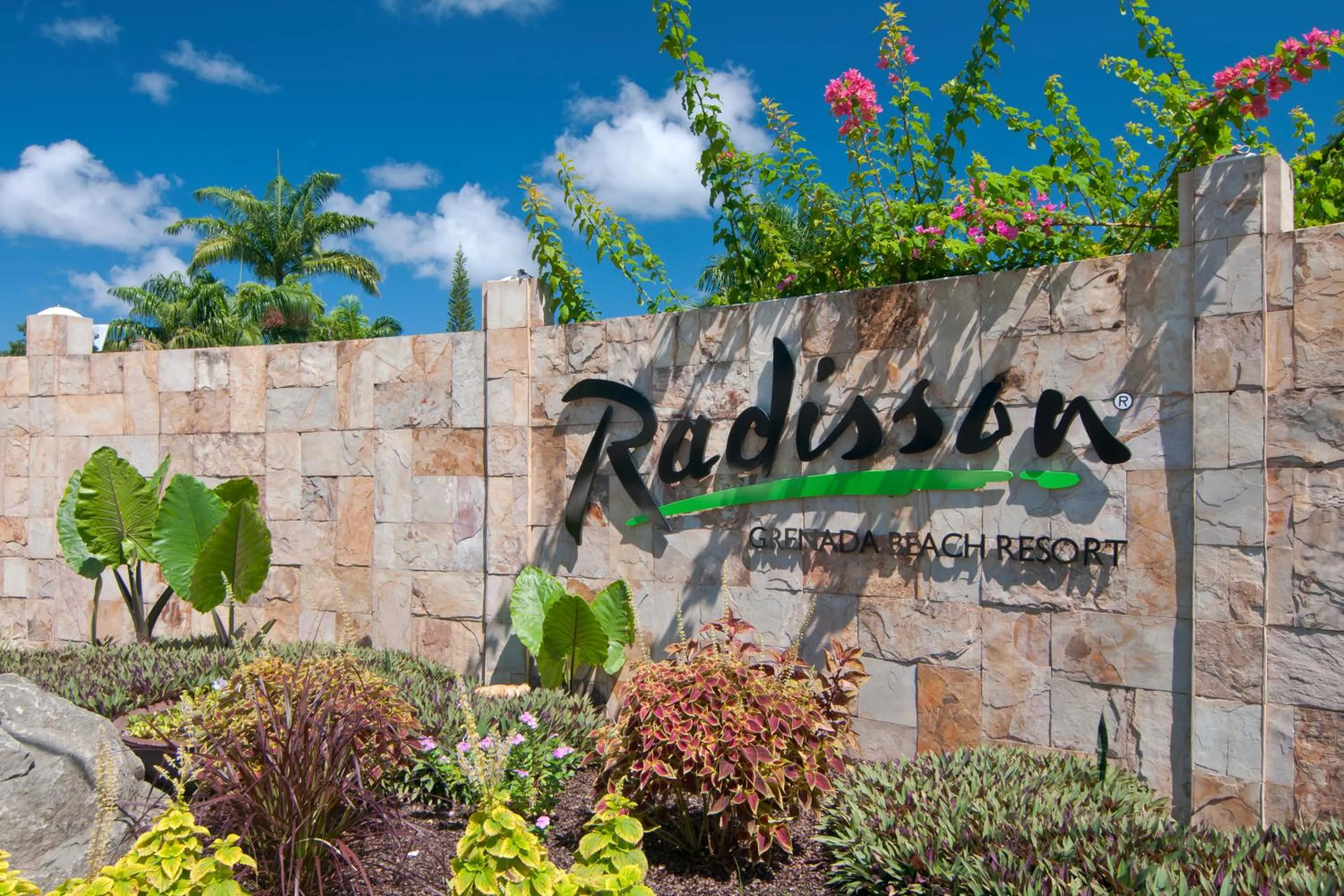 Facade/entrance in Radisson Grenada Beach Resort