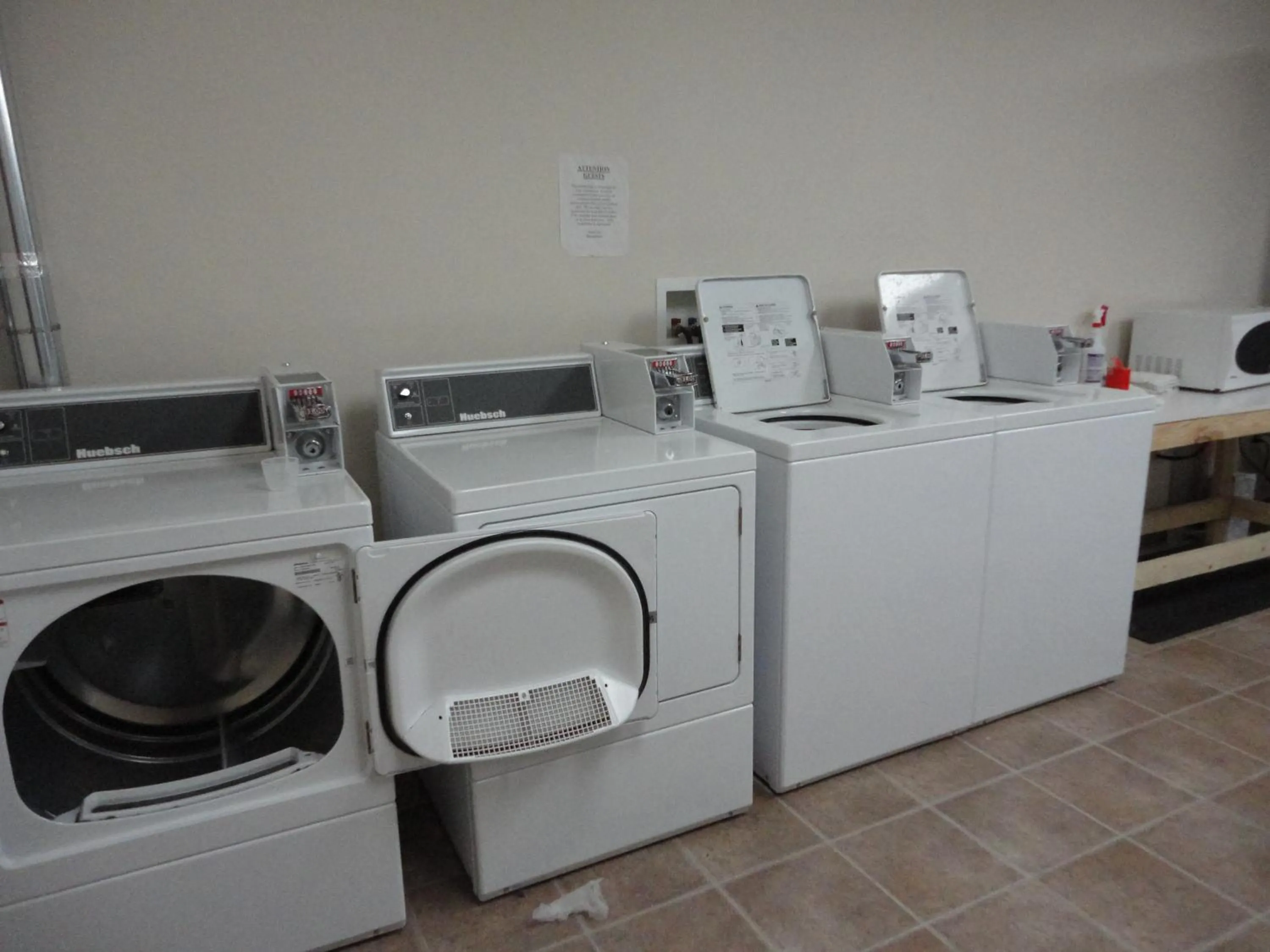 laundry in Perfect Inns & Suites