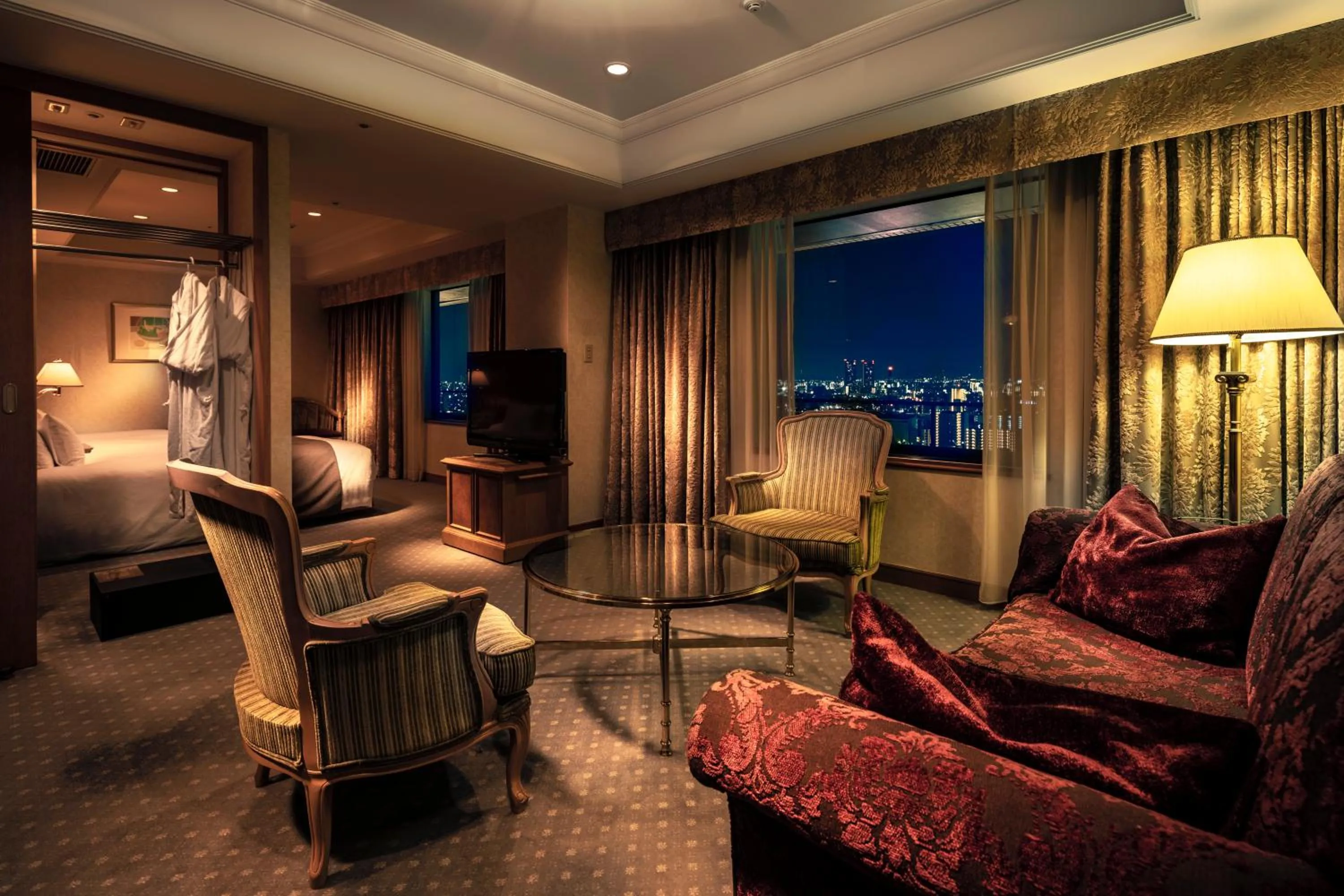 Seating area in Hotel Agora Regency Osaka Sakai