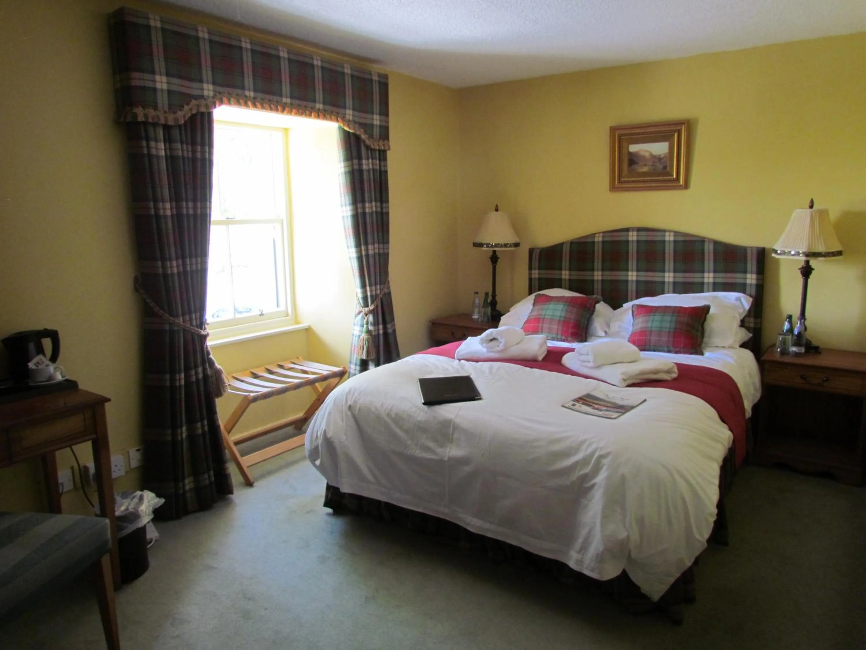 Bed in Altnaharra Hotel