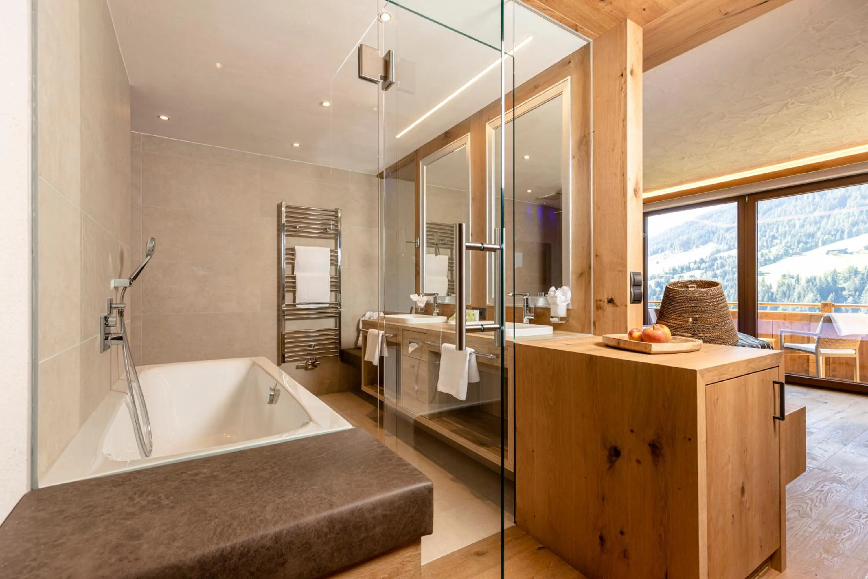 Bathroom in Alpbacherhof Mountain & Spa Resort