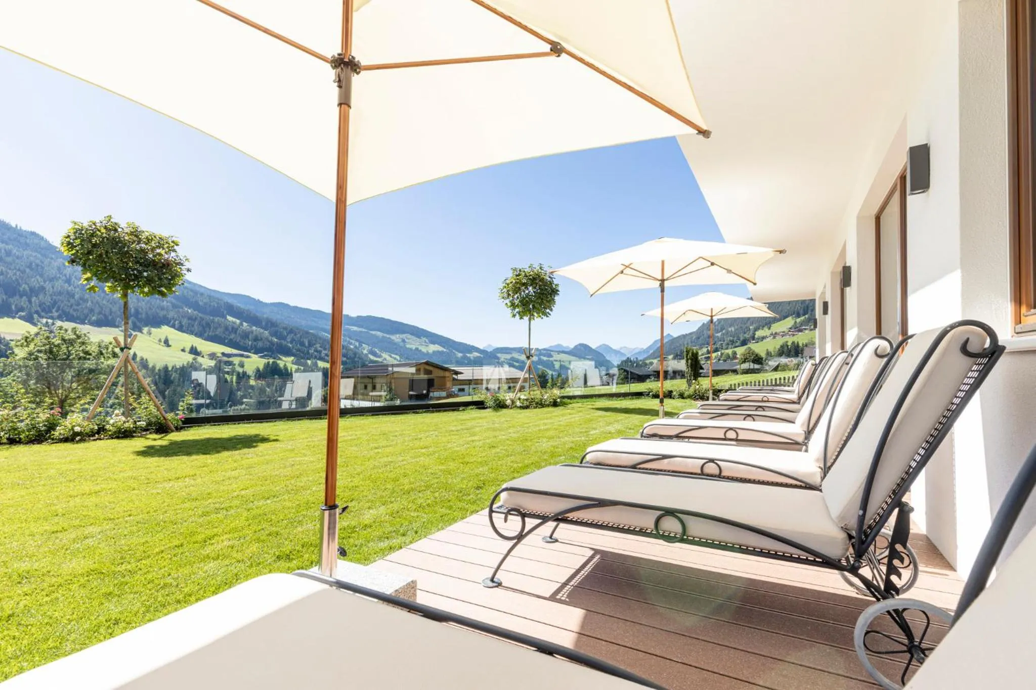 Garden in Alpbacherhof Mountain & Spa Resort