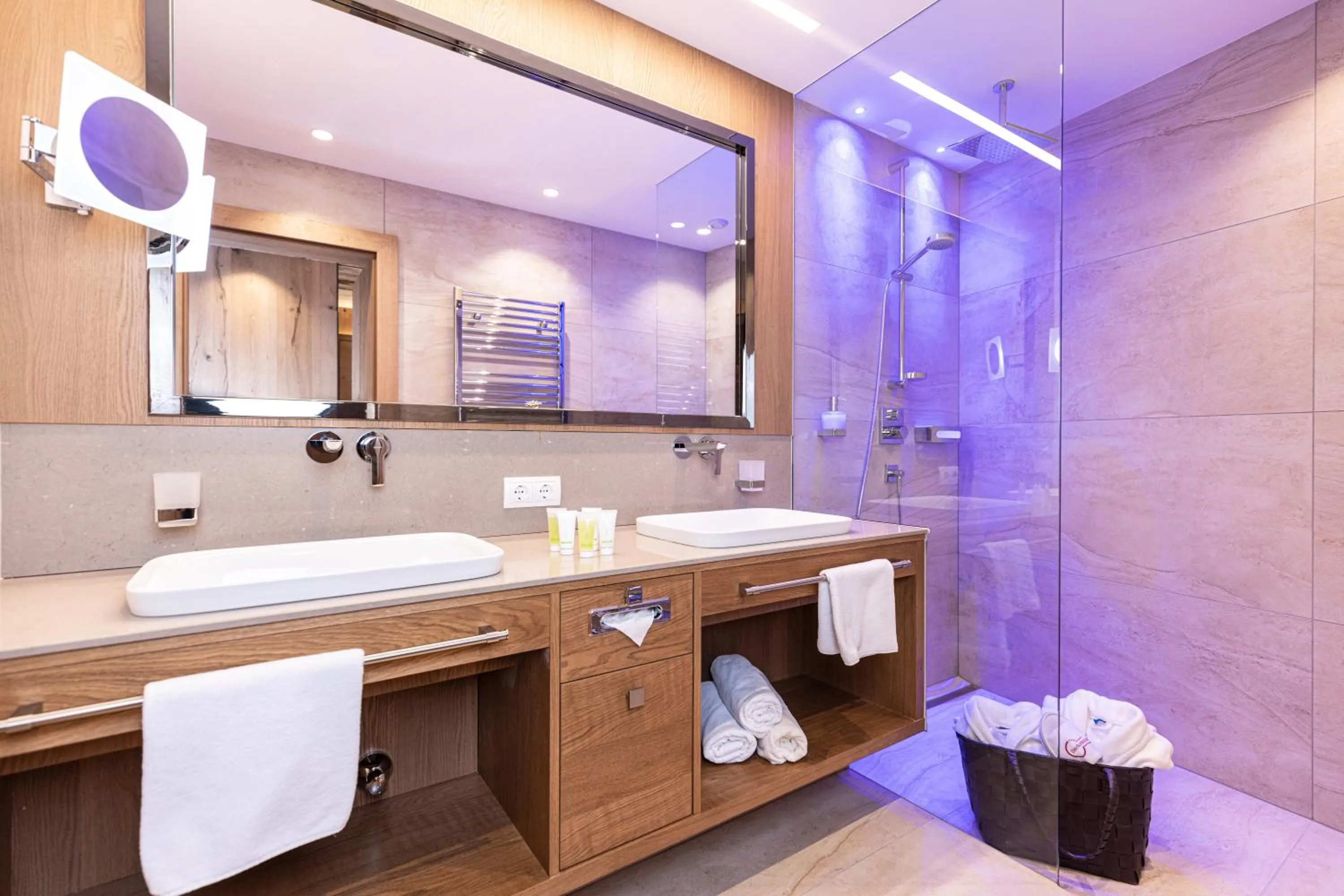 Shower in Alpbacherhof Mountain & Spa Resort