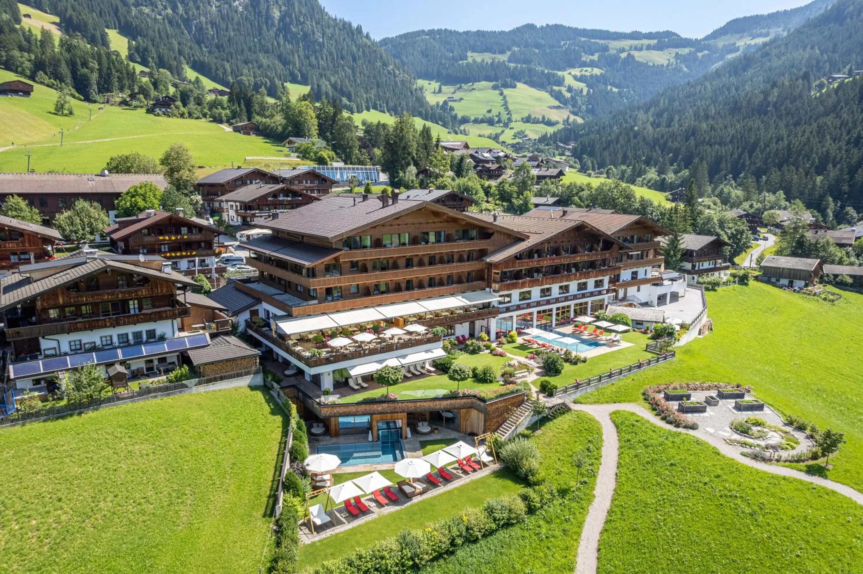 Property building in Alpbacherhof Mountain & Spa Resort