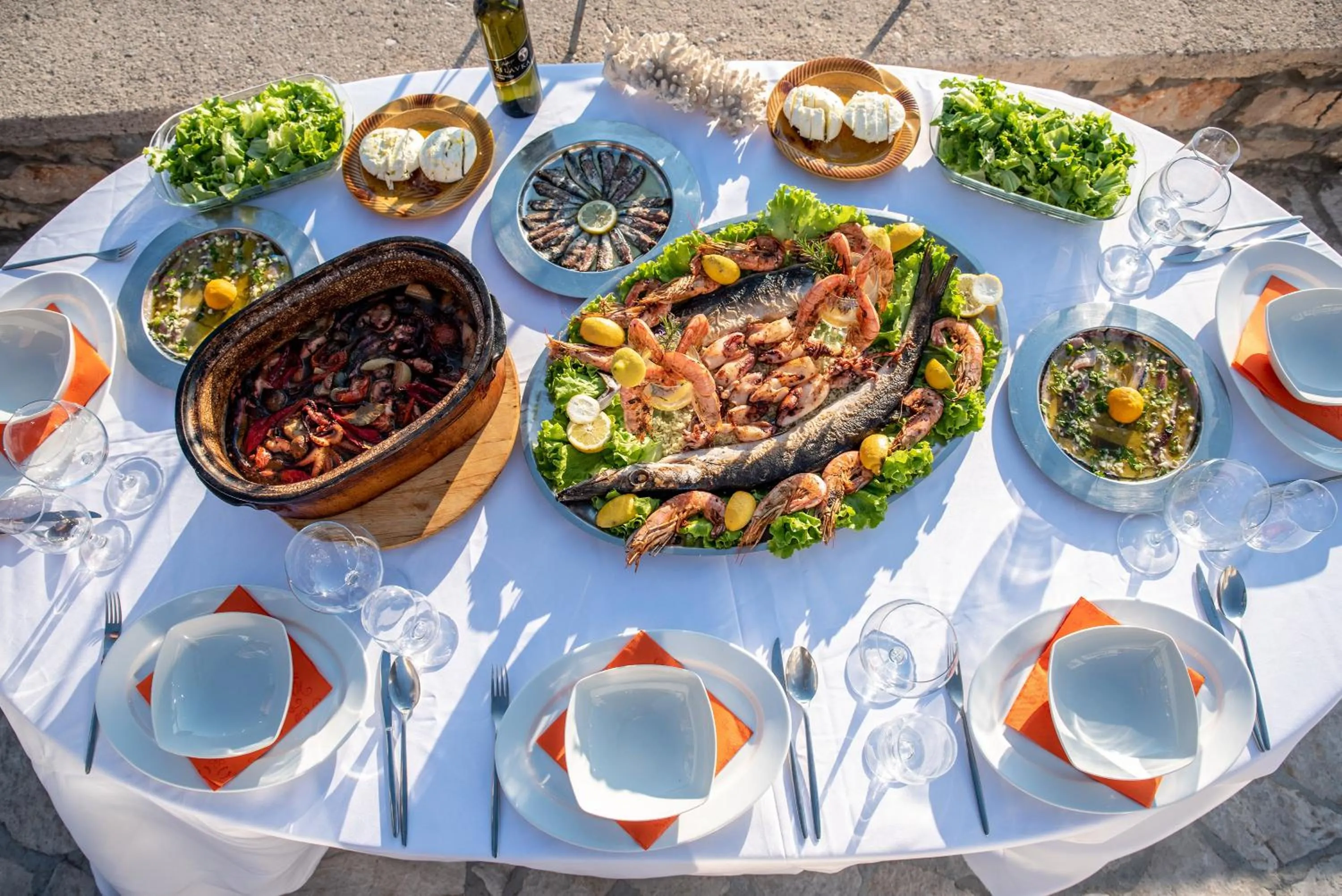 Food and drinks in Apart Hotel XXL Lux