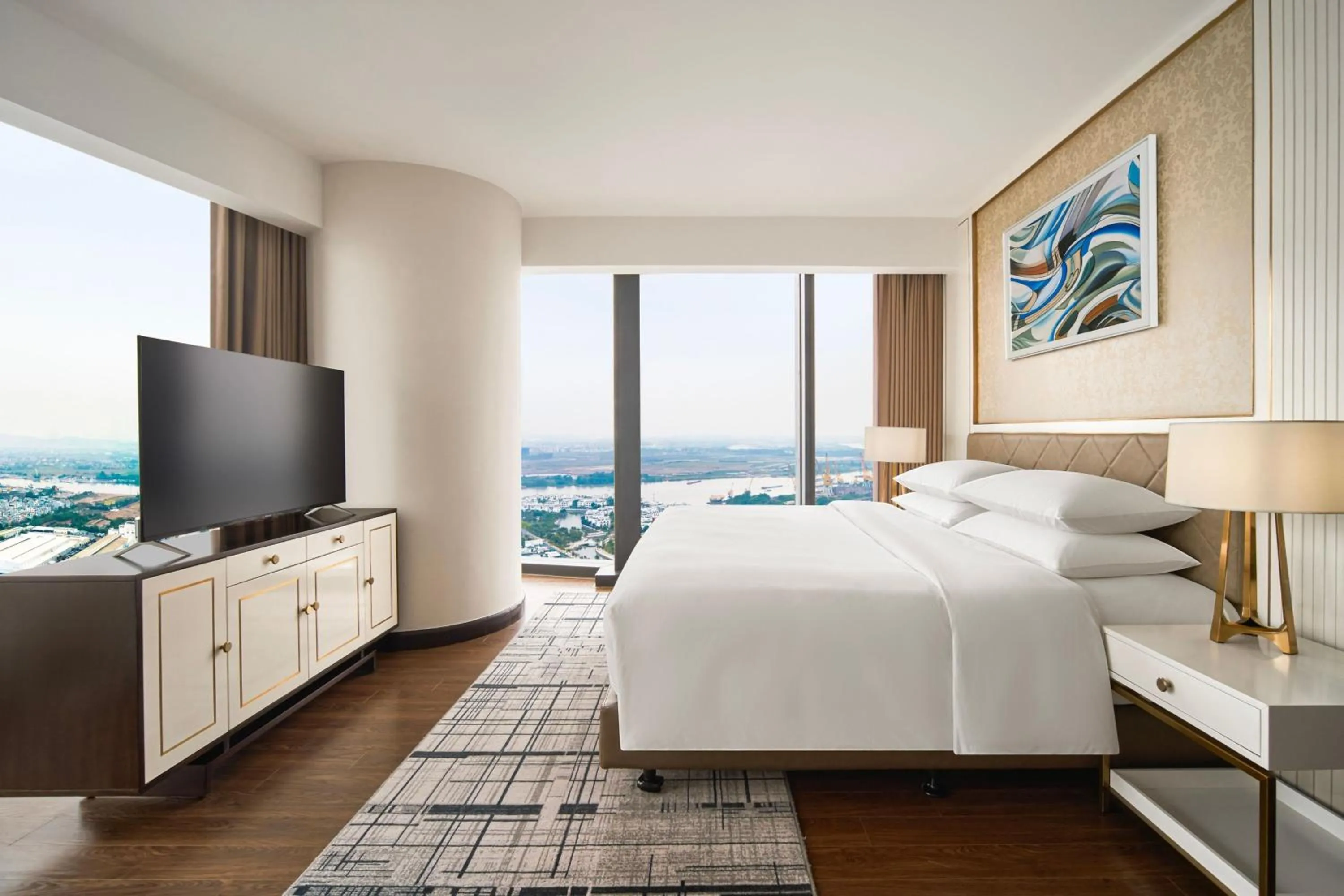 Bedroom, Bed in Sheraton Hai Phong