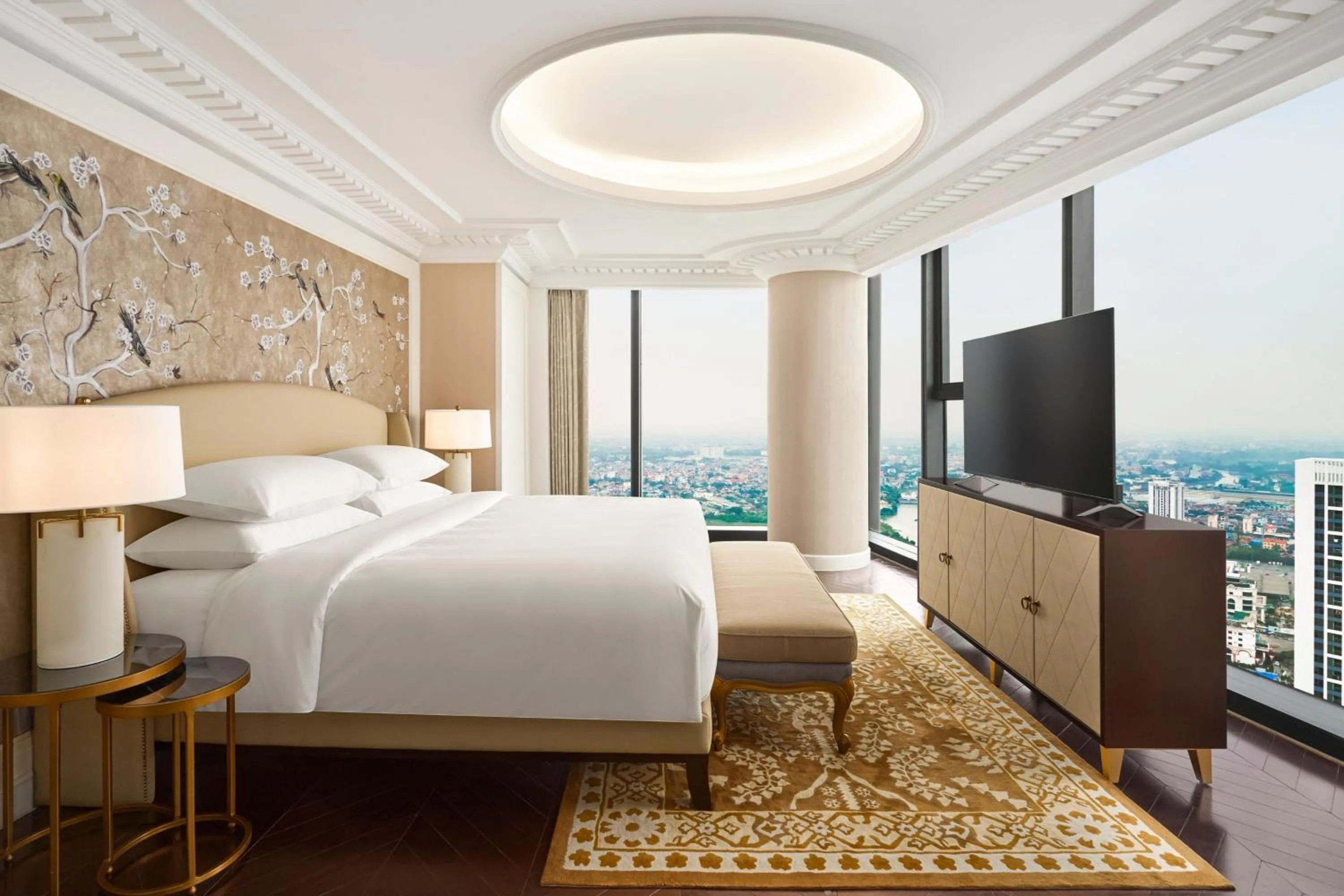 Bedroom, Bed in Sheraton Hai Phong