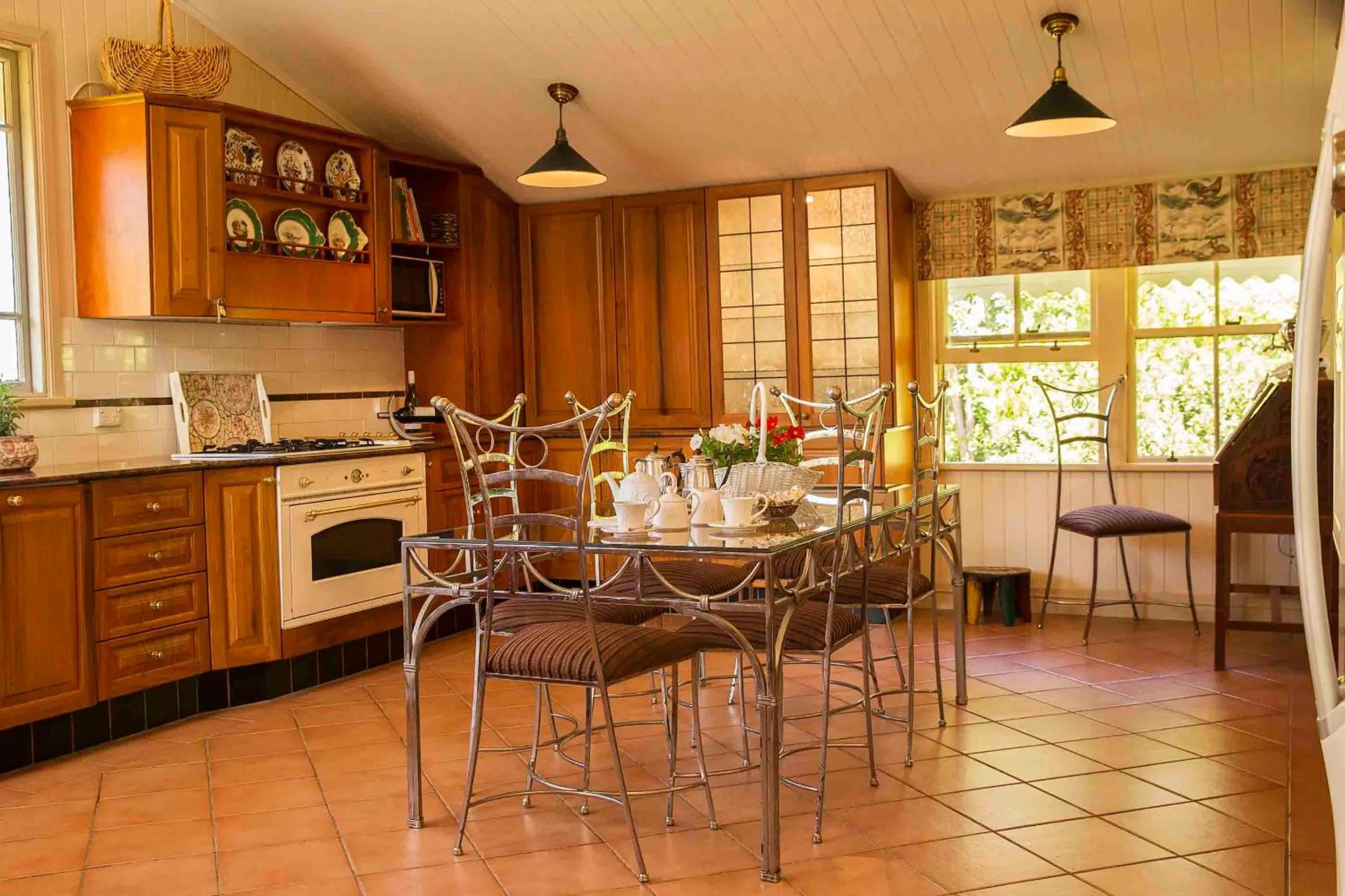 Kitchen or kitchenette in The Falls Montville