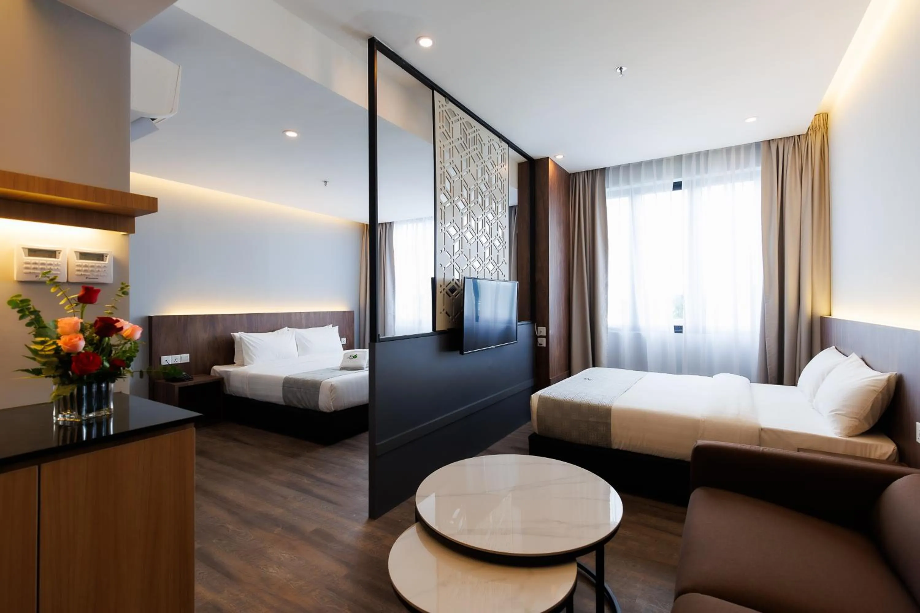 Bedroom, Bed in 56 Hotel