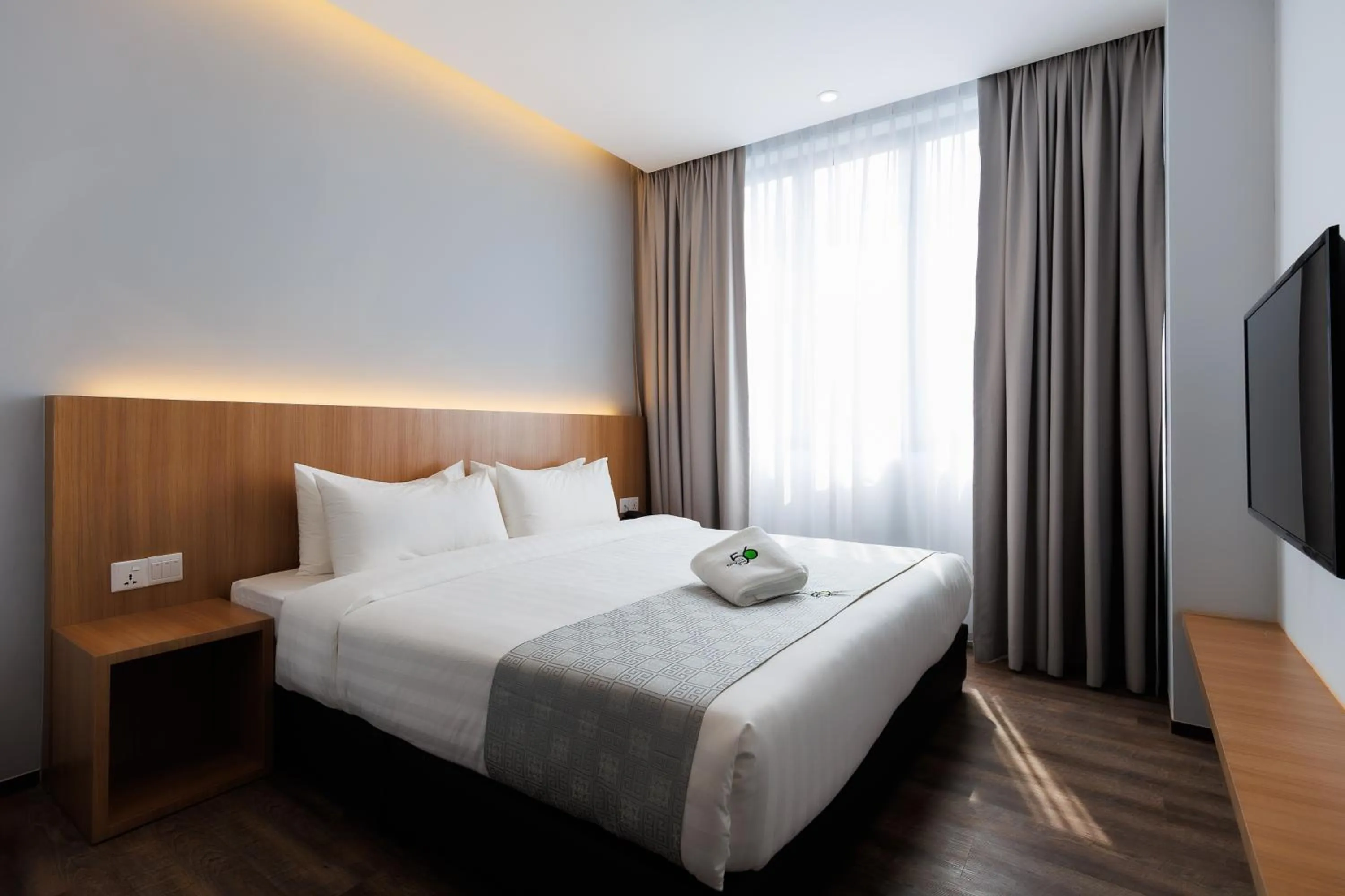 Bedroom, Bed in 56 Hotel